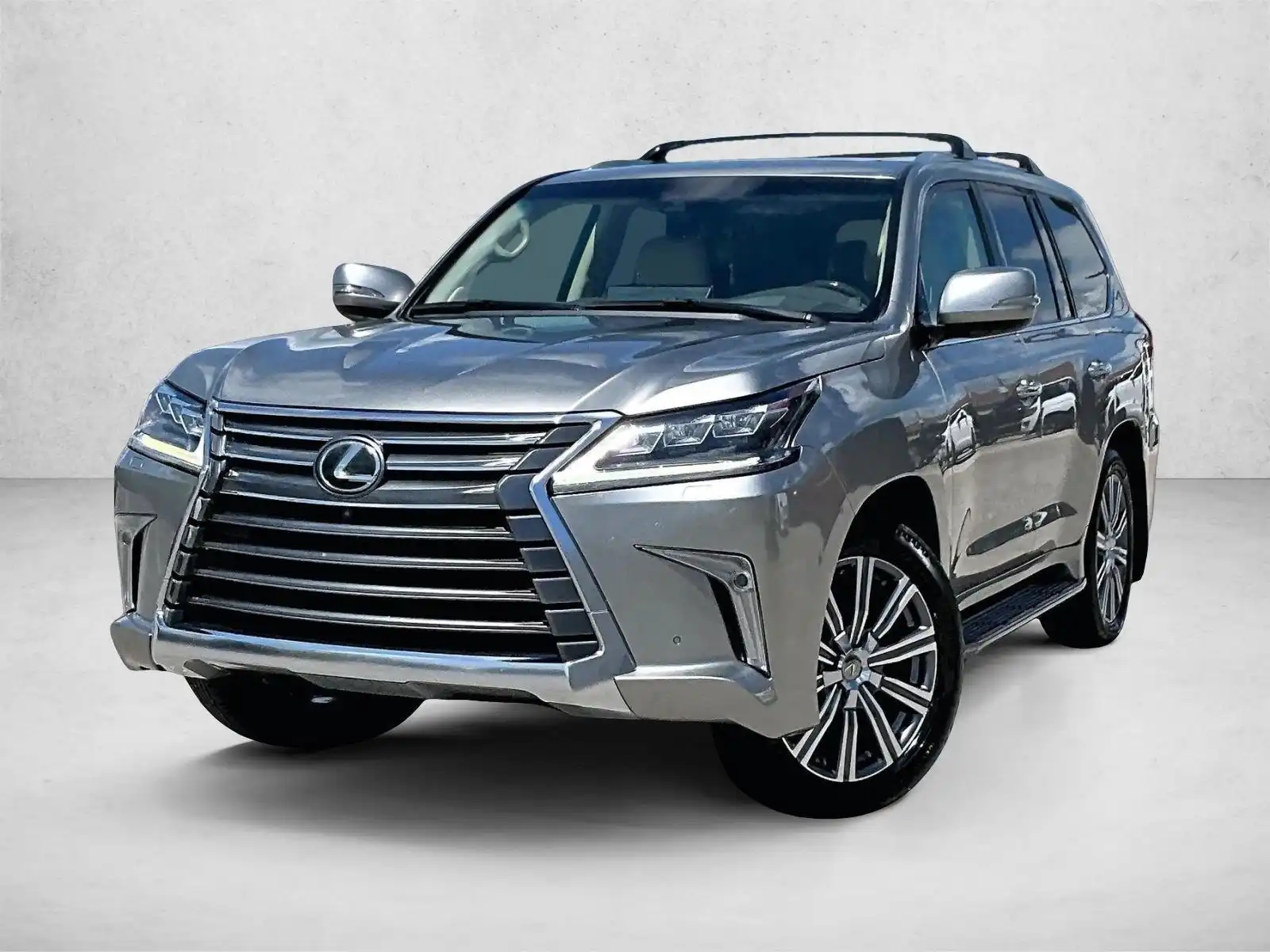 2017 Lexus LX 600 570's photo