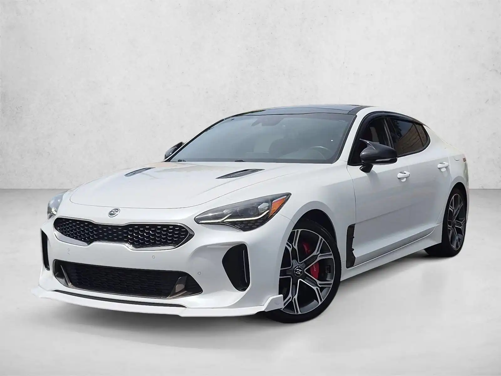 2018 Kia Stinger GT1's photo
