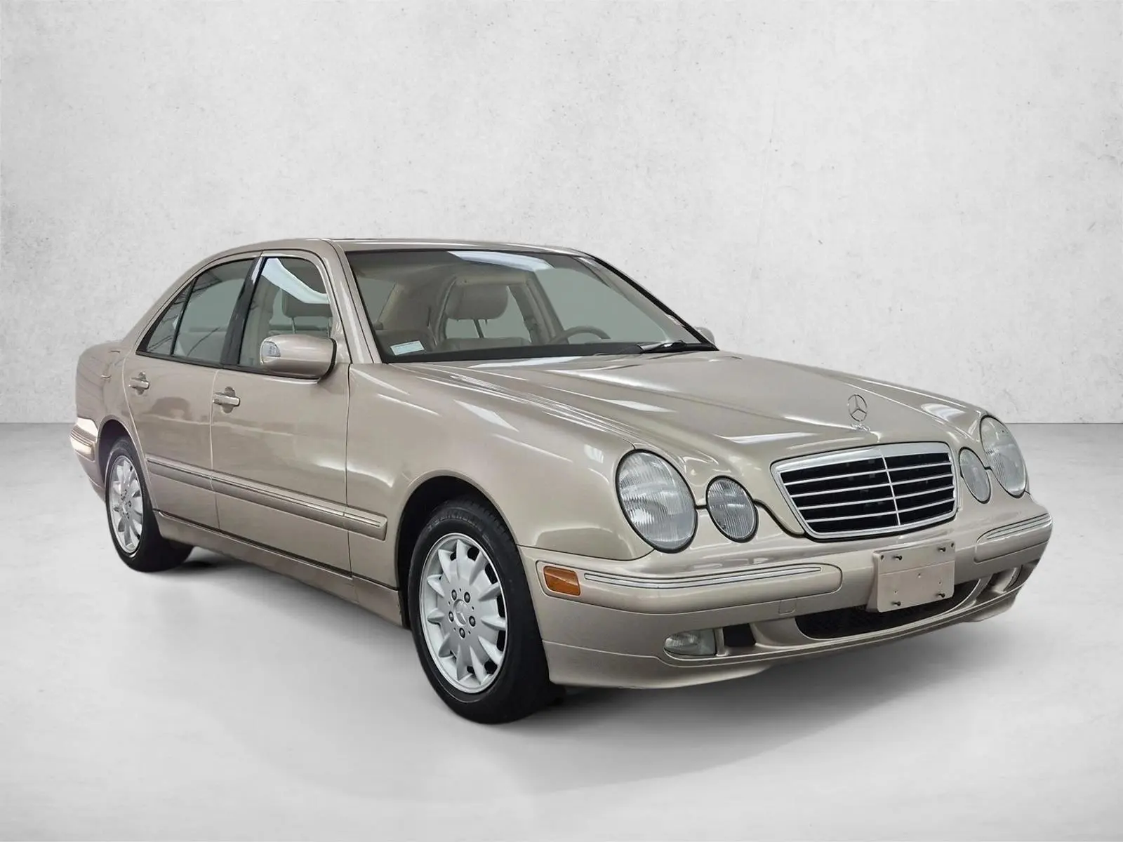 2001 Mercedes-Benz E-Class E320 photo 3