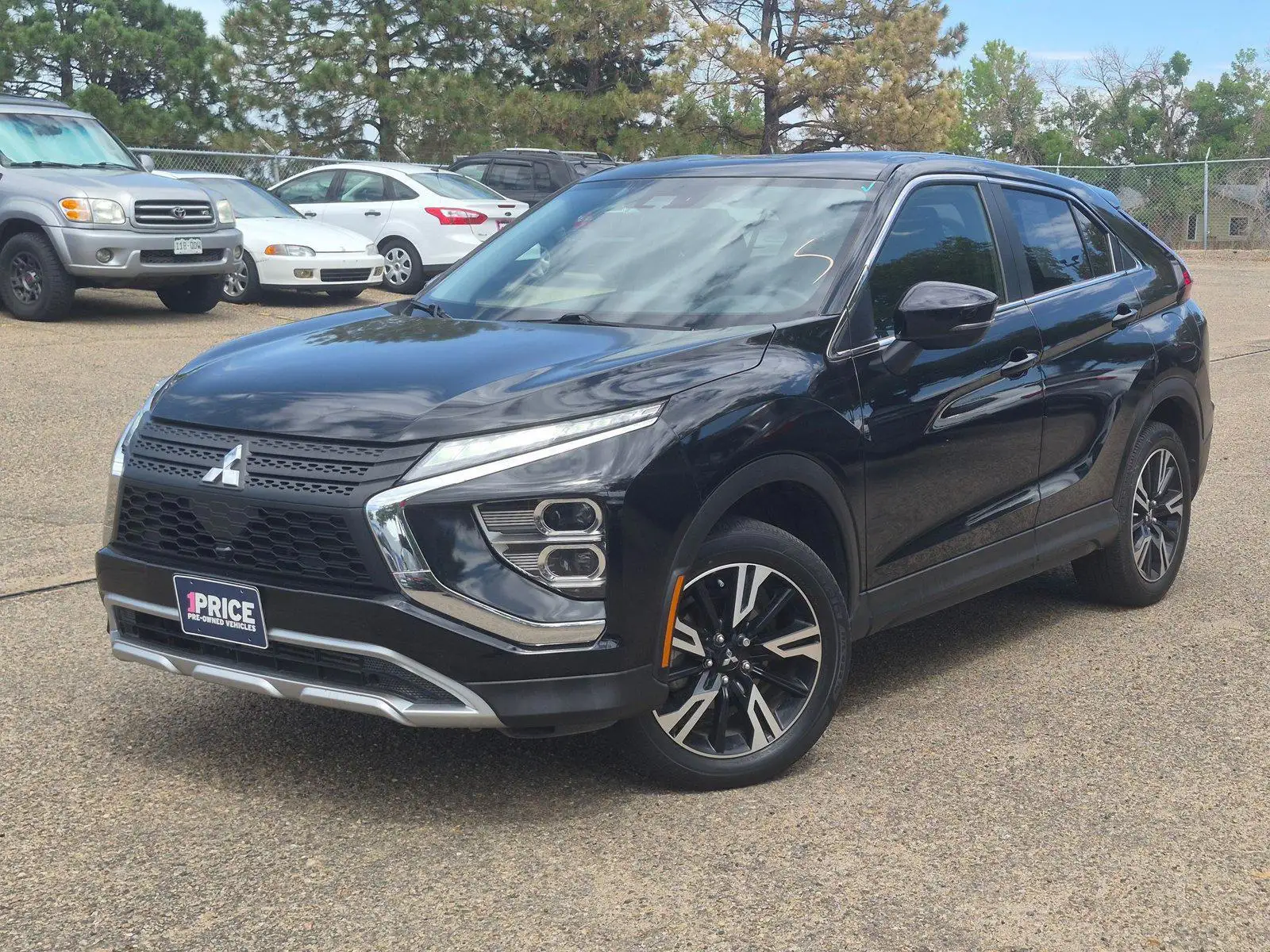 2024 Mitsubishi Eclipse Cross SE S-AWC's photo