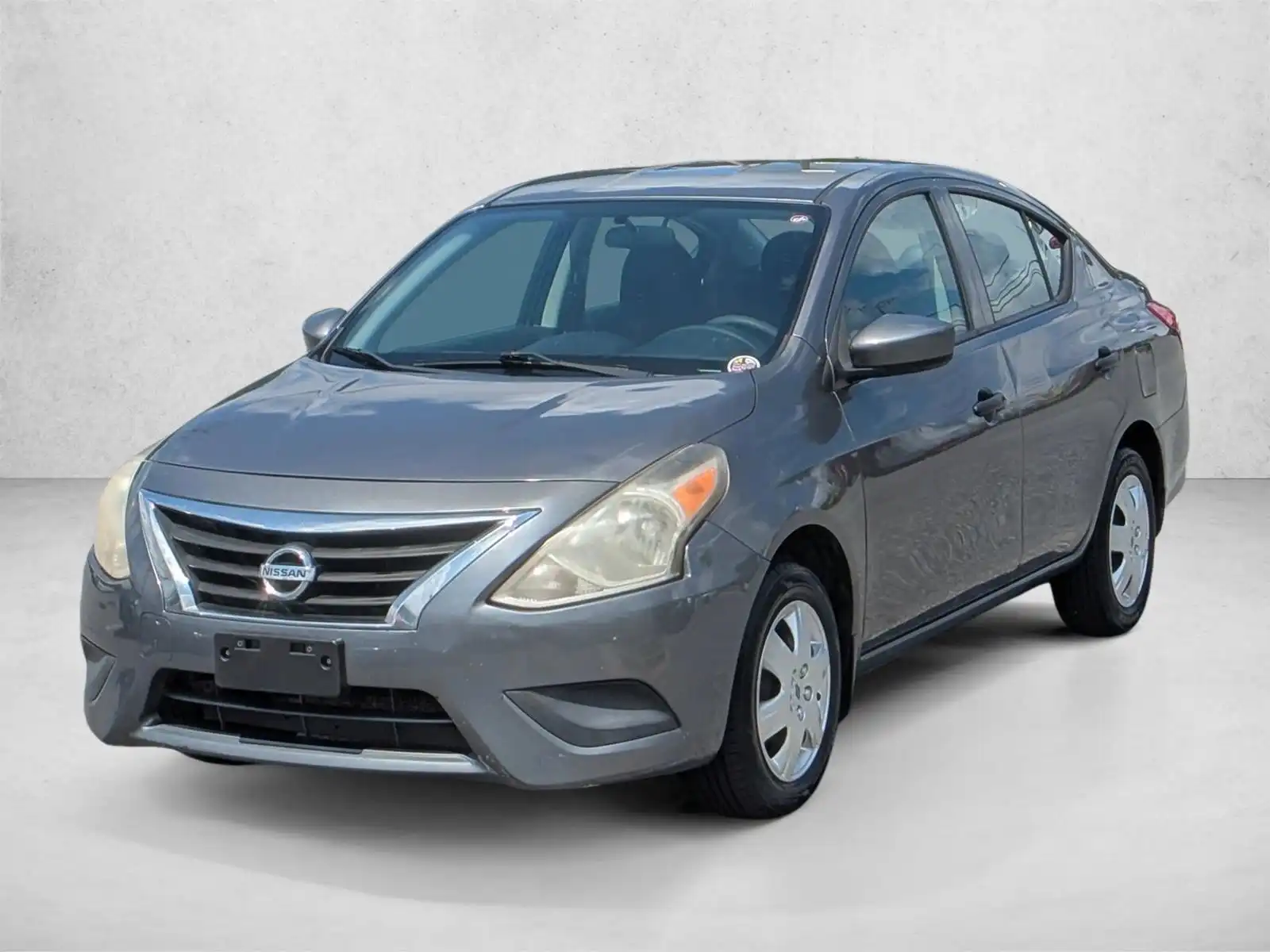 2016 Nissan Versa 1.6 S AT's photo