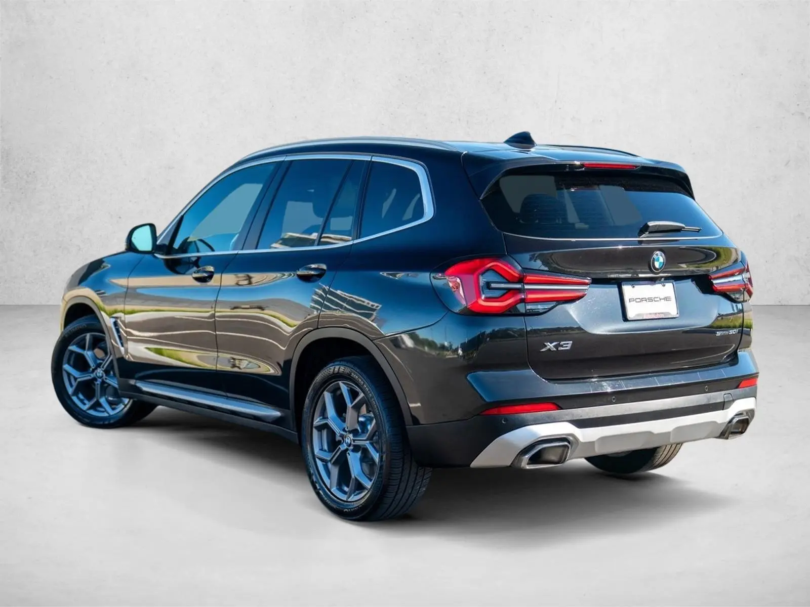 2023 BMW X3 sDrive30i photo 3