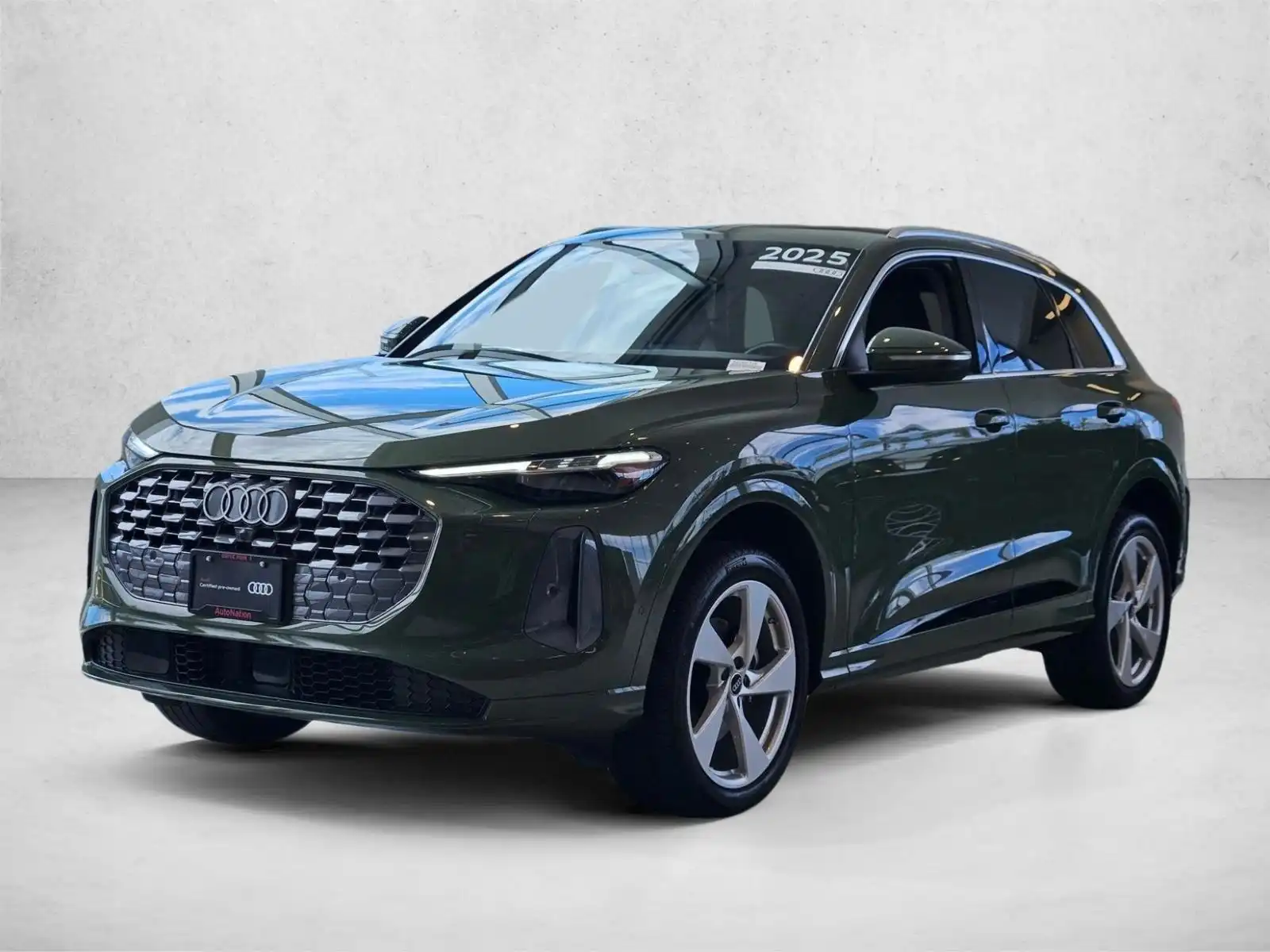 2025 Audi Q5 40 Premium Plus's photo
