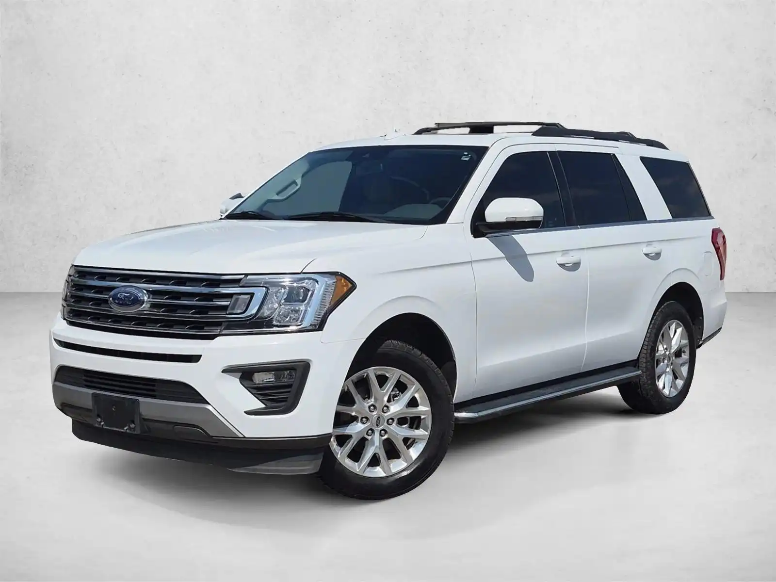 2021 Ford Expedition XLT's photo