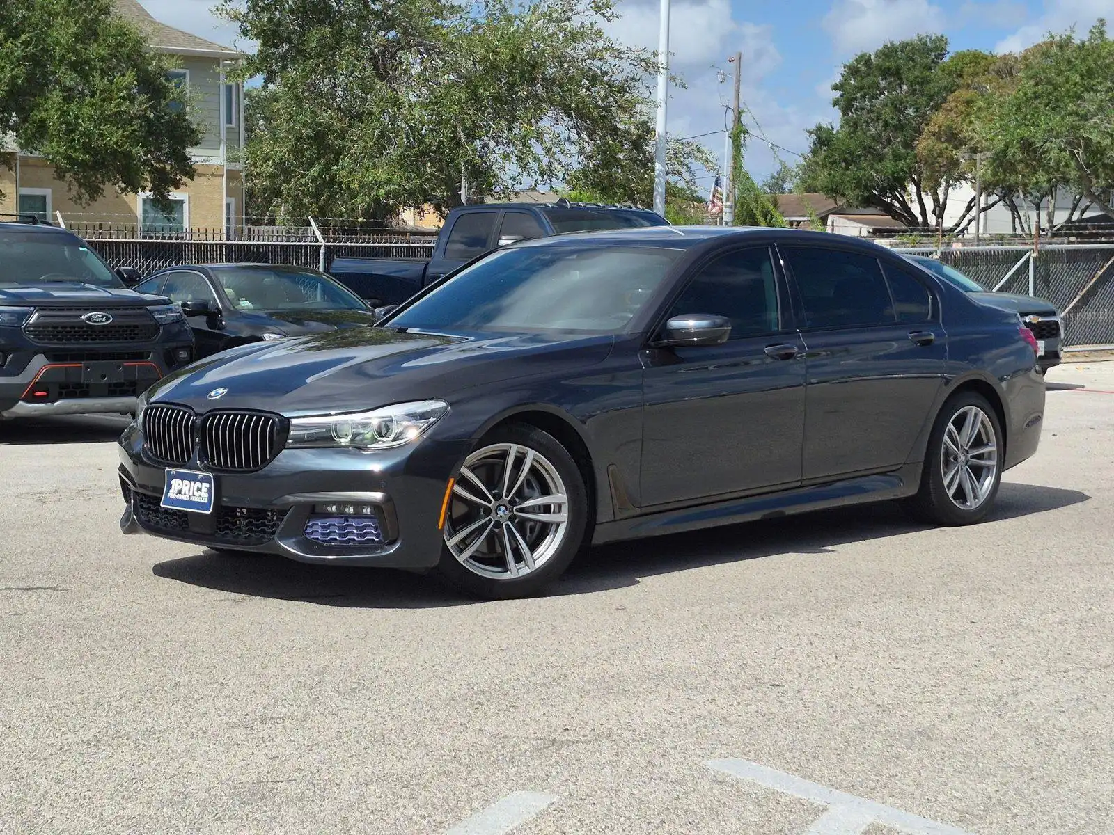 2017 BMW 7 Series 740i's photo