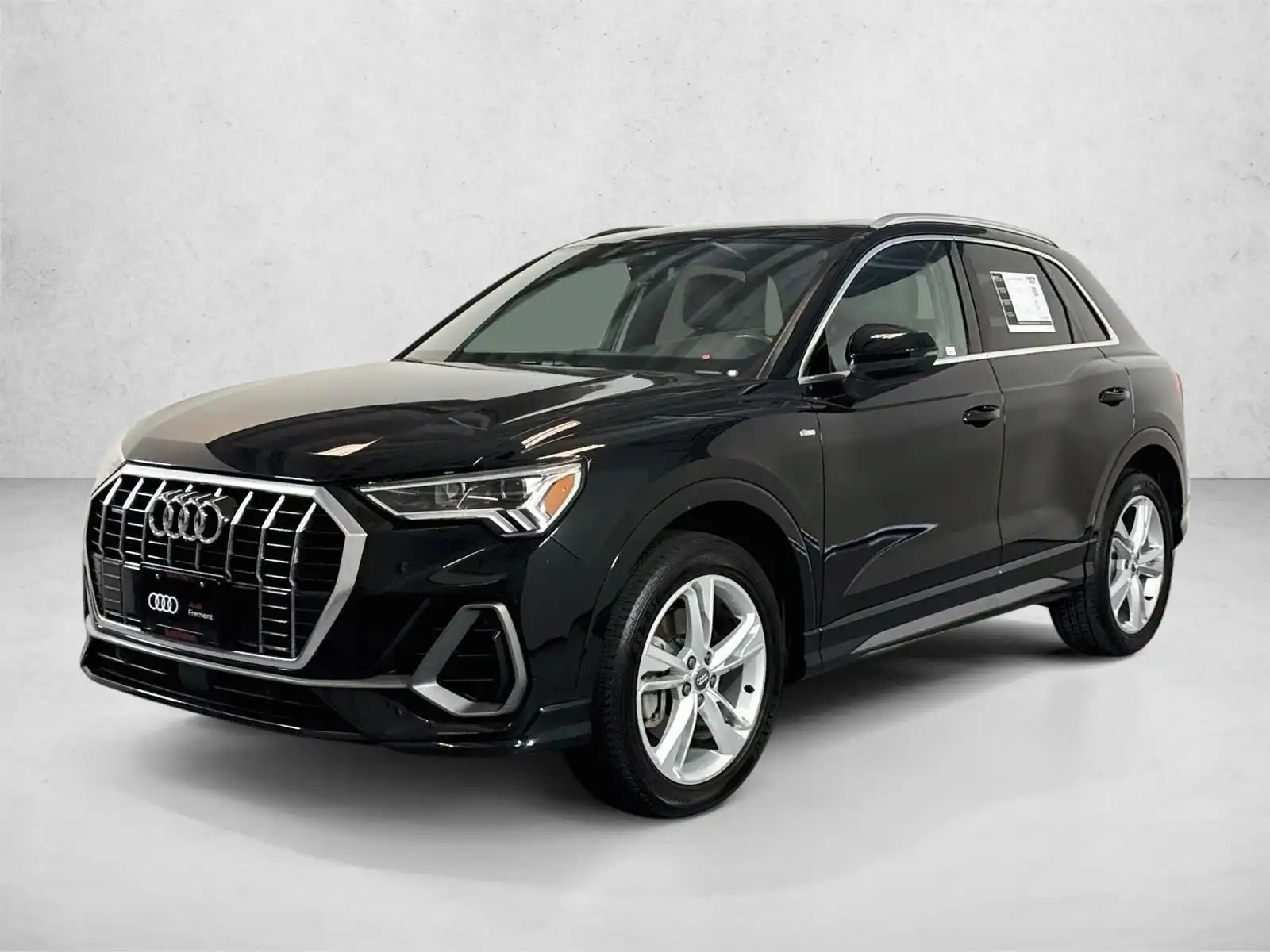 2020 Audi Q3 45 TFSI S Line Premium Plus quattro's photo