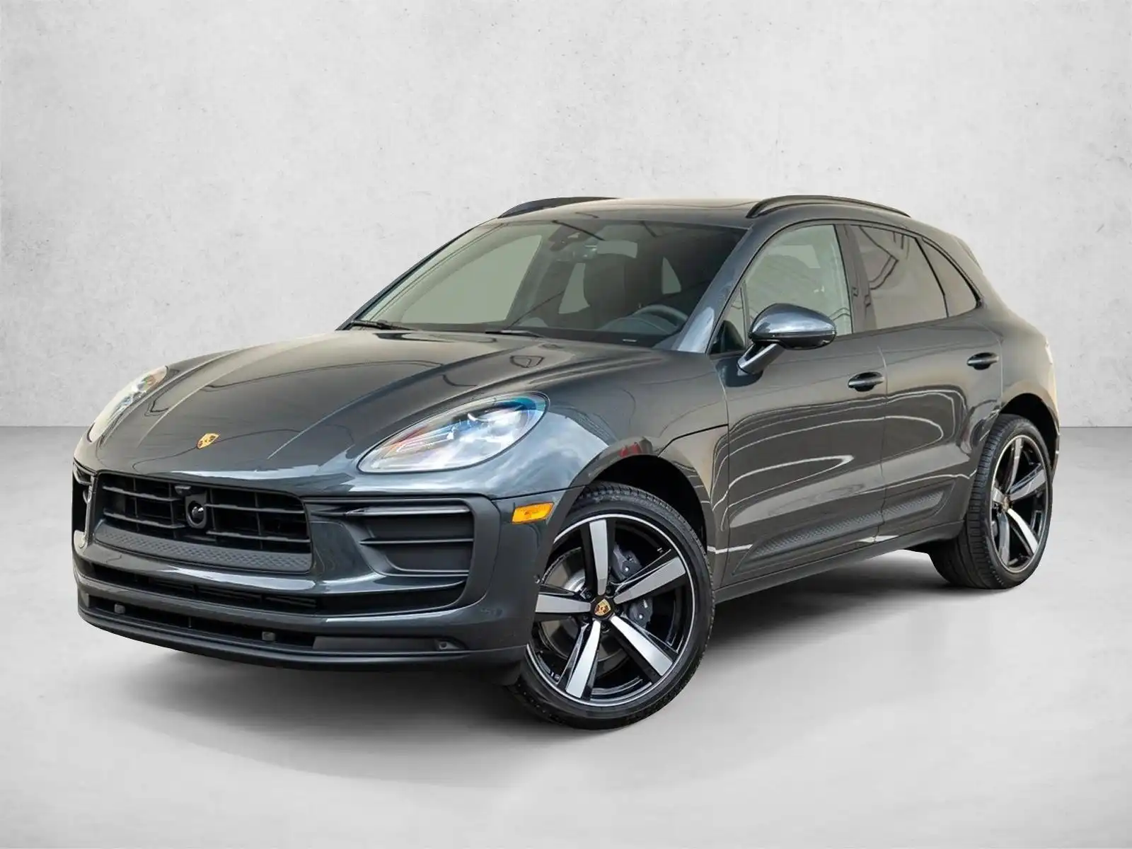 2026 Porsche Macan T's photo