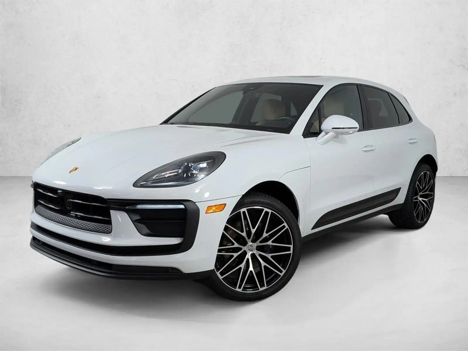2026 Porsche Macan T's photo