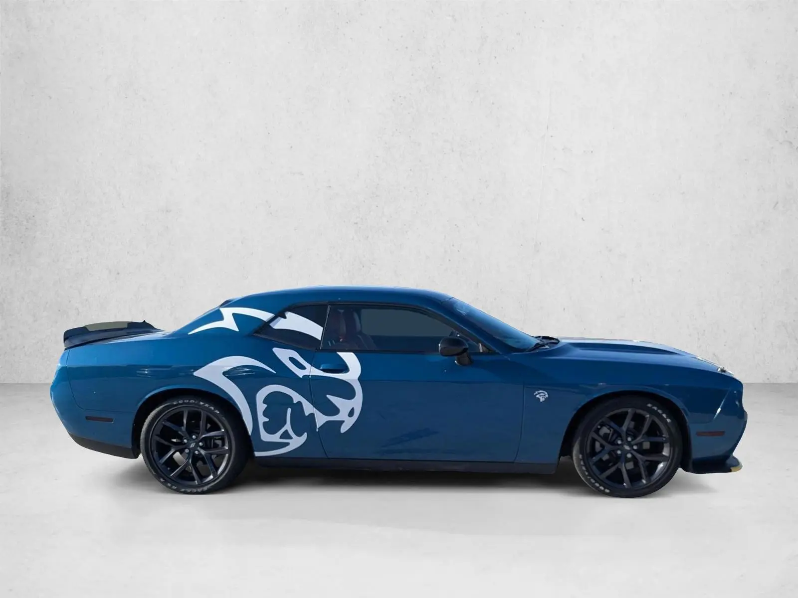 2023 Dodge Challenger GT Auto photo 4