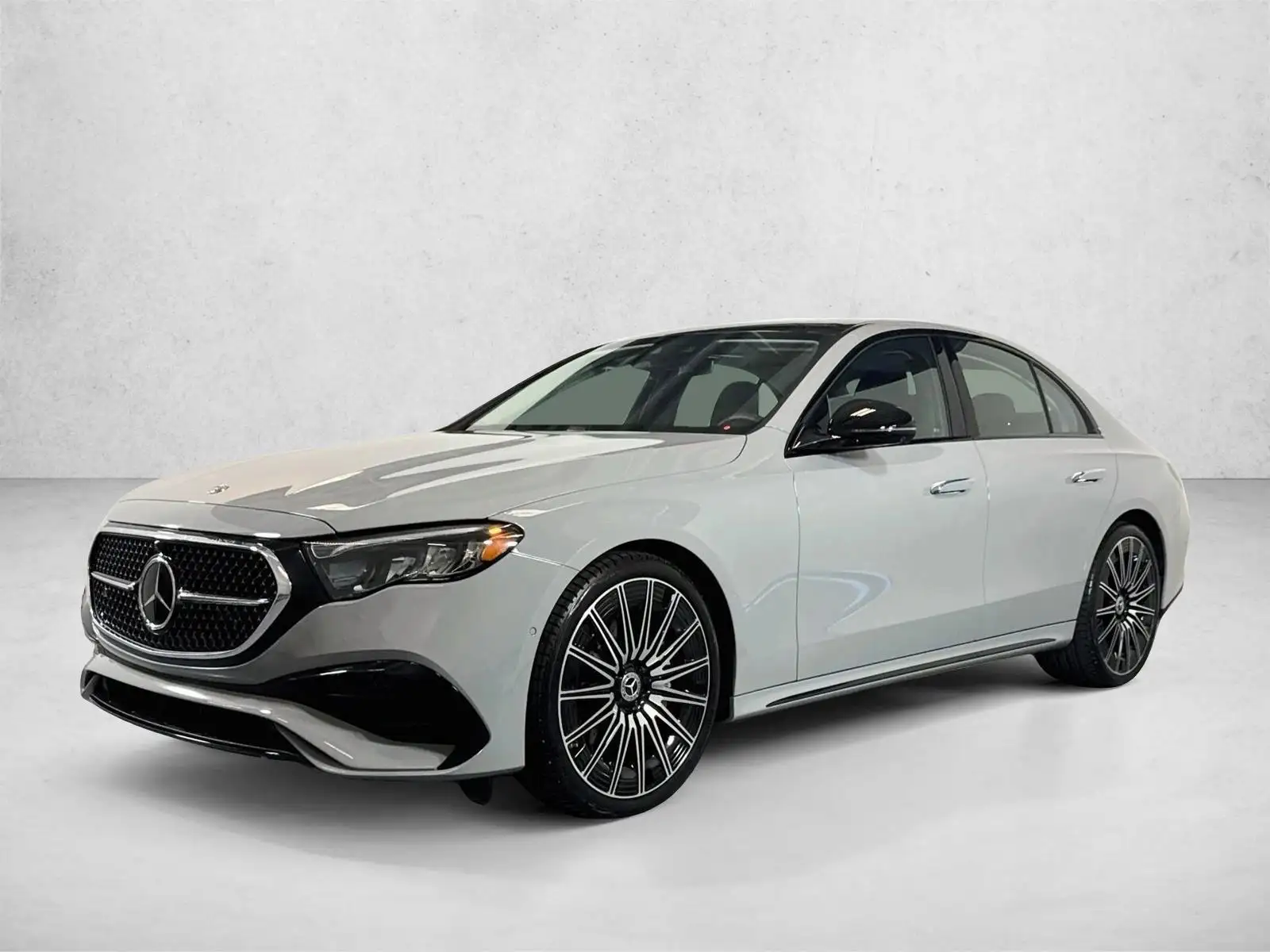 2026 Mercedes-Benz E-Class E450 4MATIC's photo