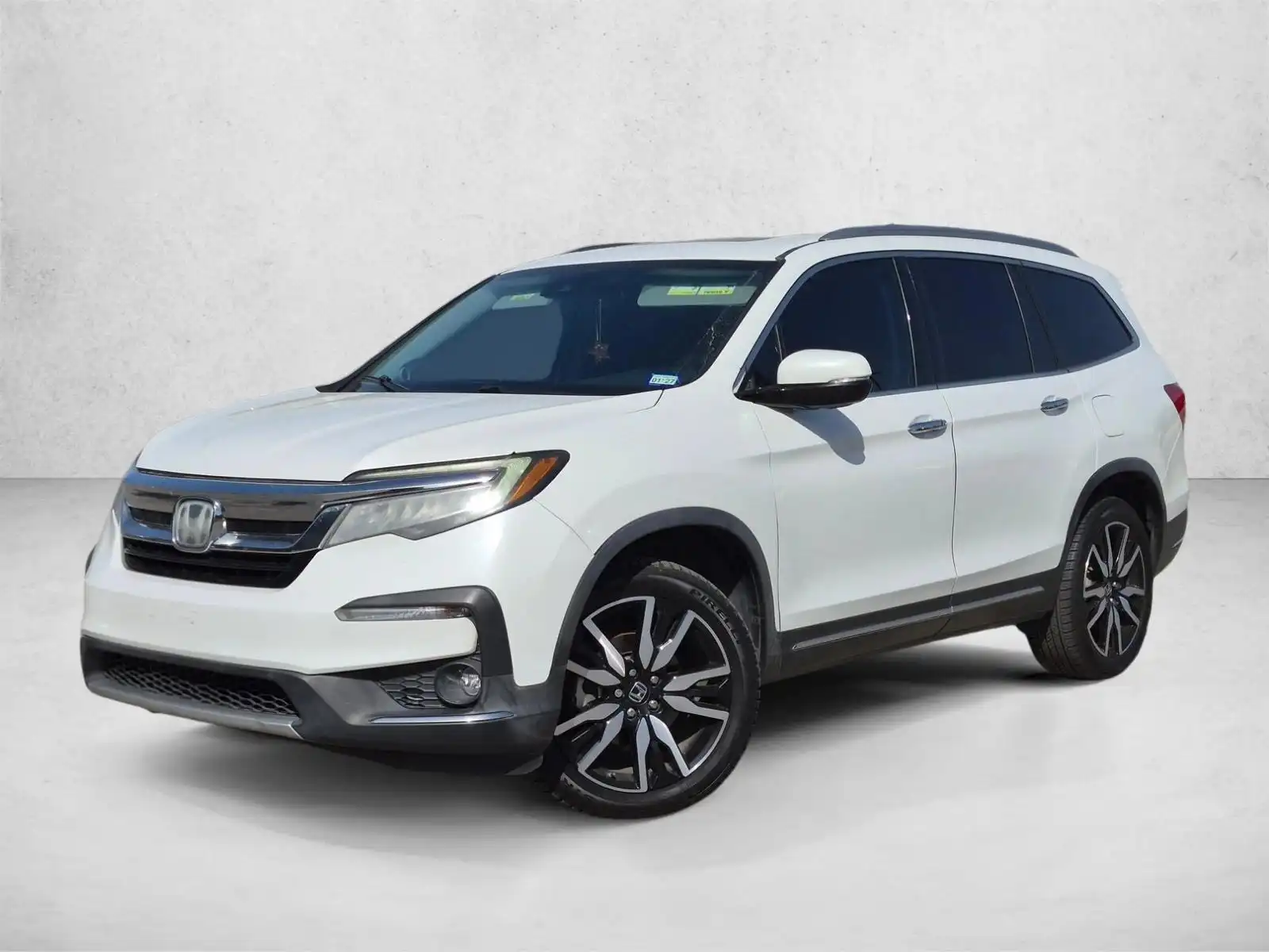 2020 Honda Pilot Touring 4WD 7-Passenger's photo