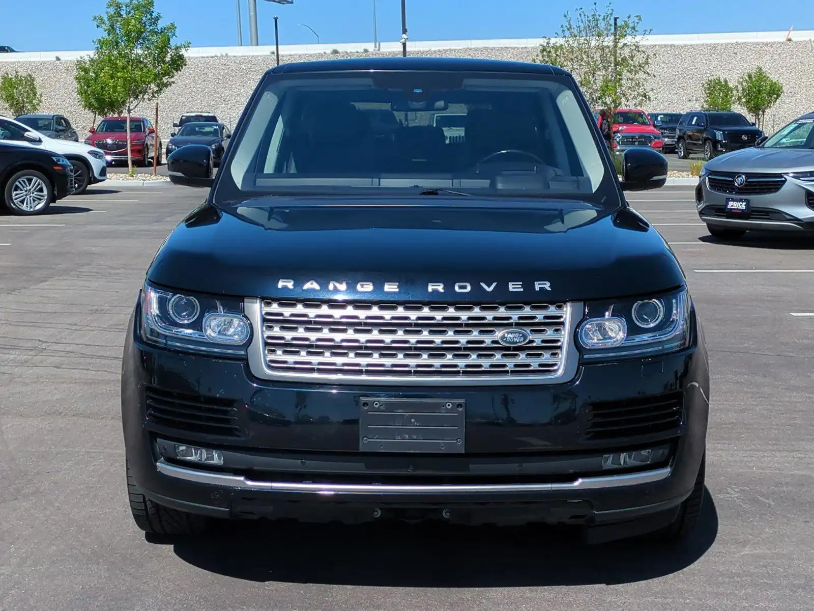 2016 Land Rover Range Rover V8 Supercharged's photo