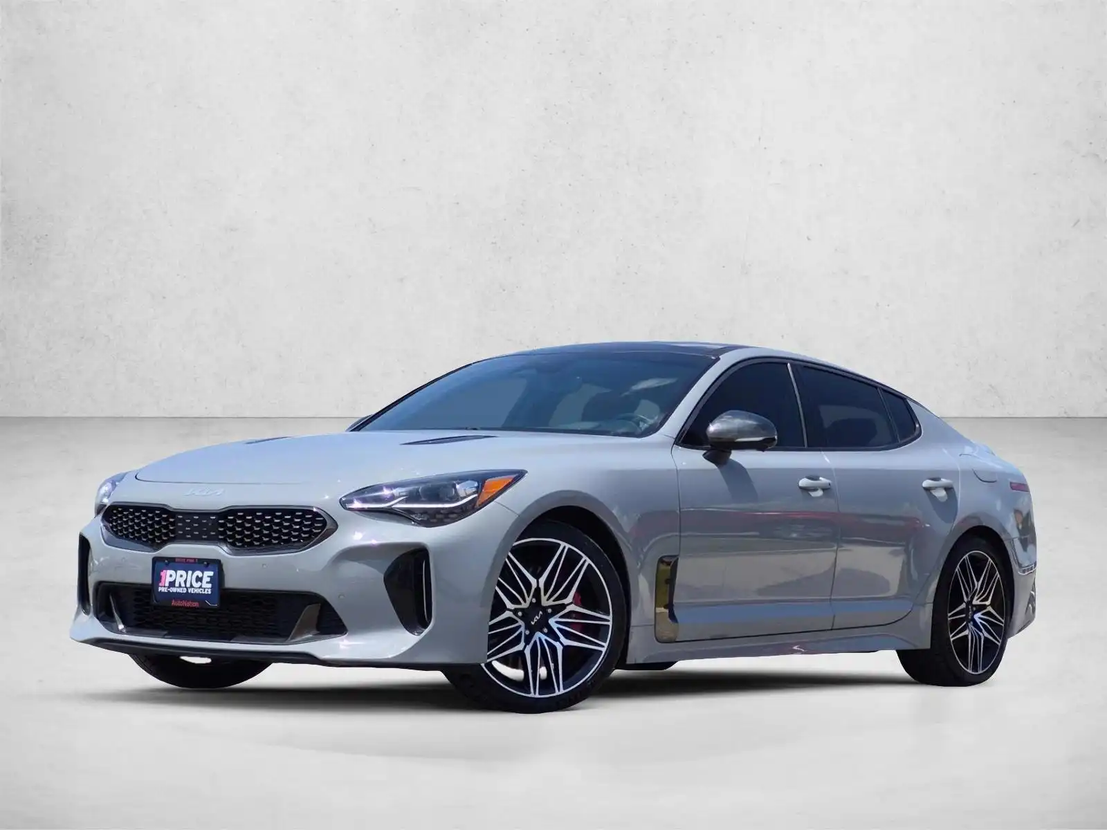 2022 Kia Stinger GT2's photo