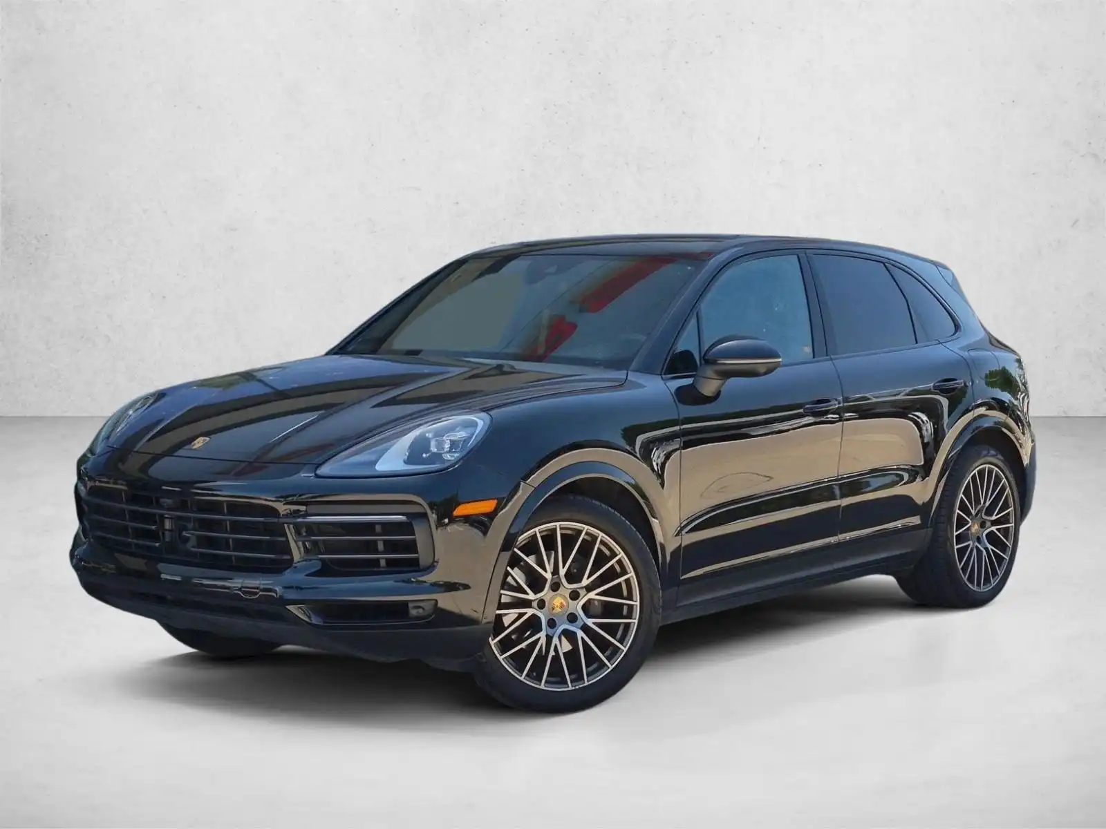 2023 Porsche Cayenne Platinum Edition E-Hybrid's photo