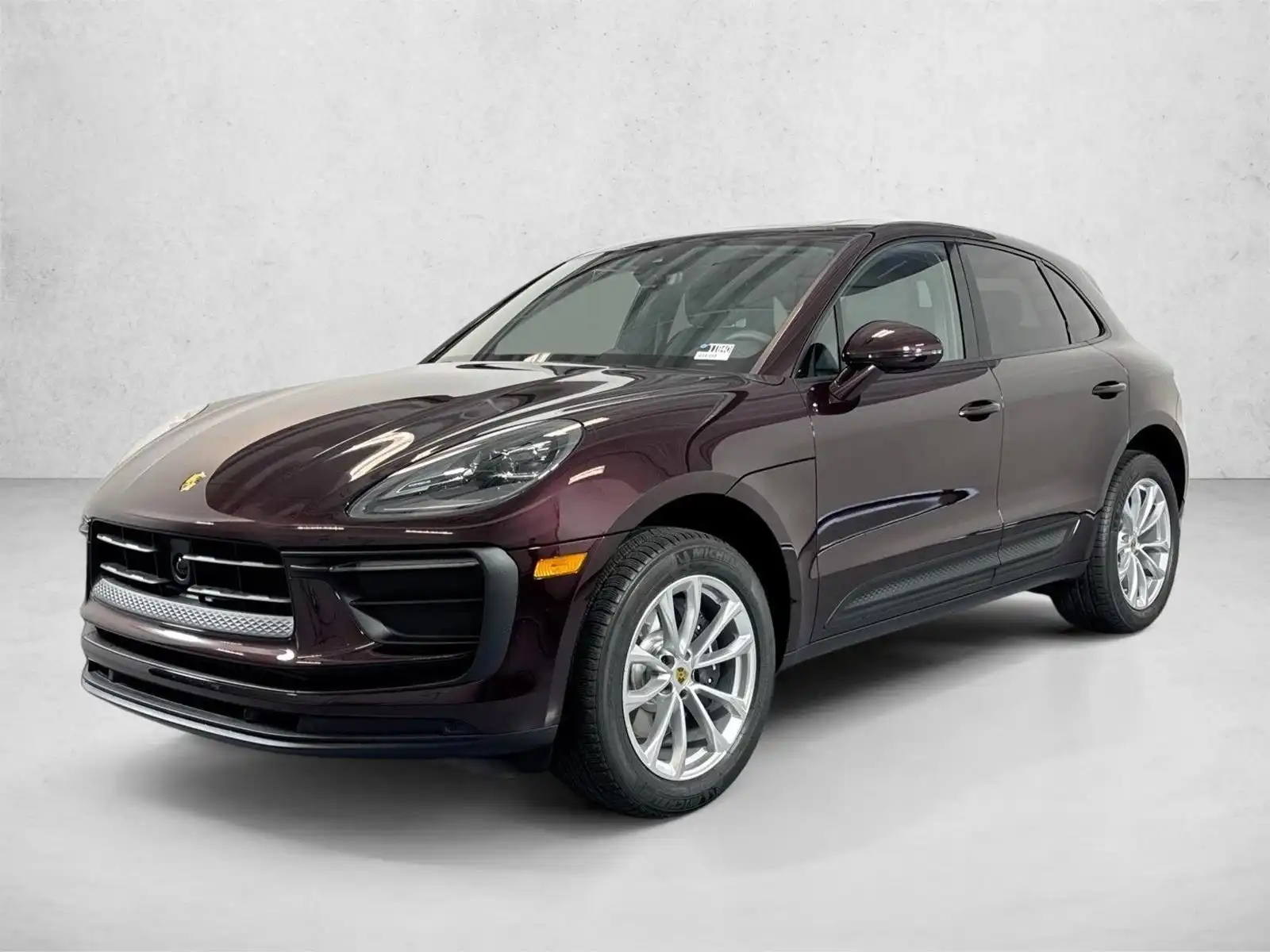 2026 Porsche Macan Base's photo