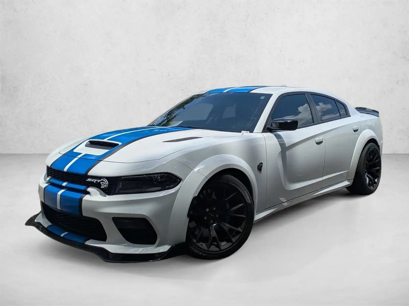 2023 Dodge Charger SRT Hellcat Widebody Jailbreak's photo