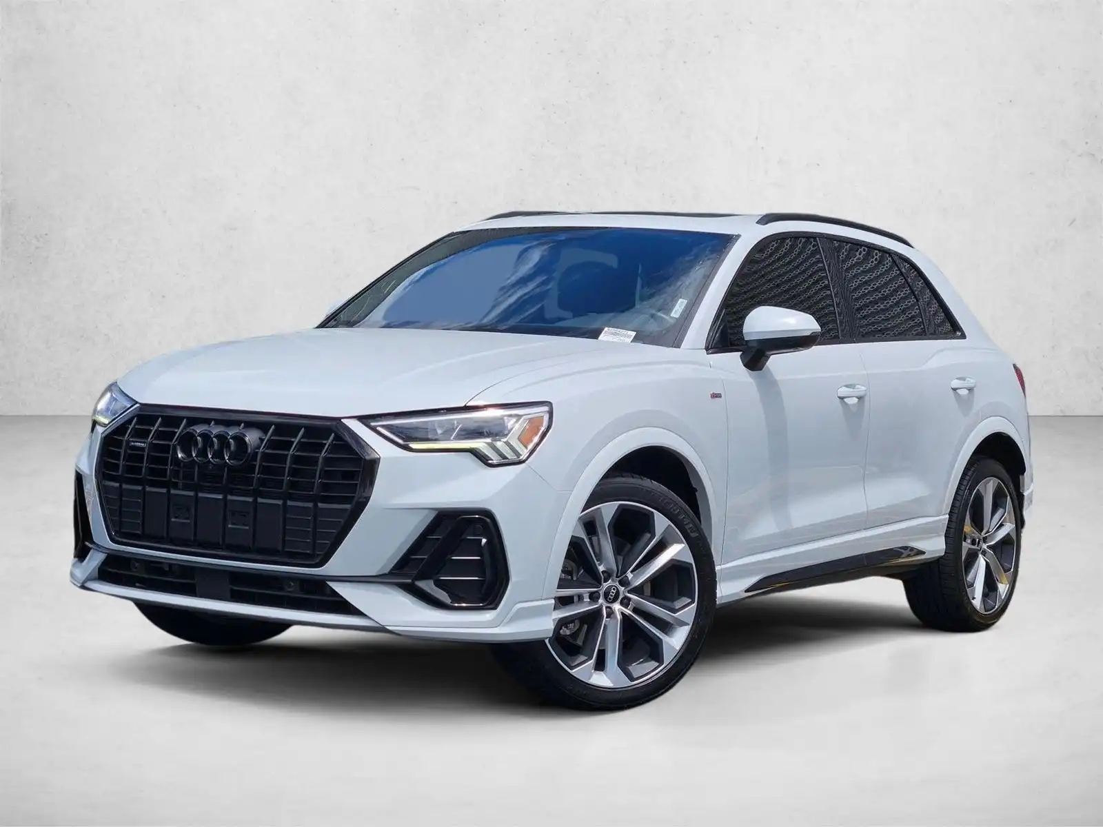 2022 Audi Q3 45 TFSI S Line Premium Plus quattro's photo