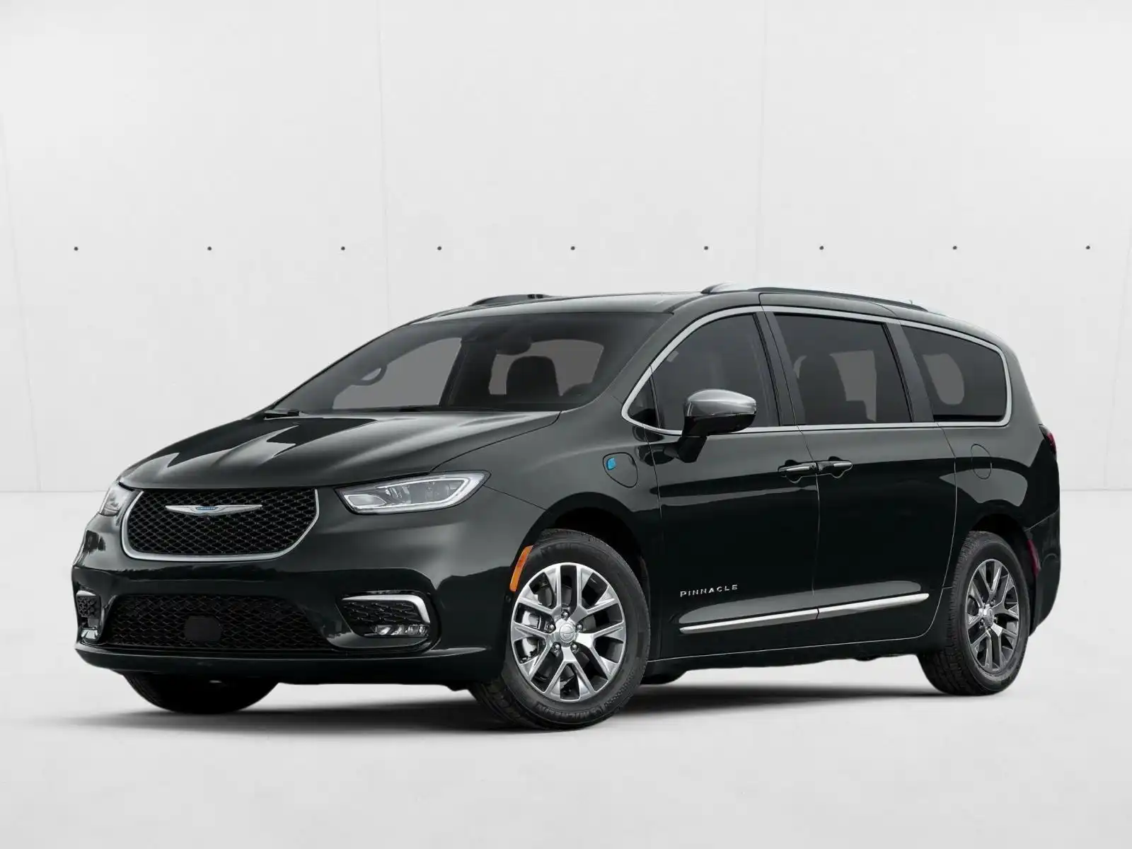 2021 Chrysler Pacifica Hybrid Pinnacle Hybrid's photo
