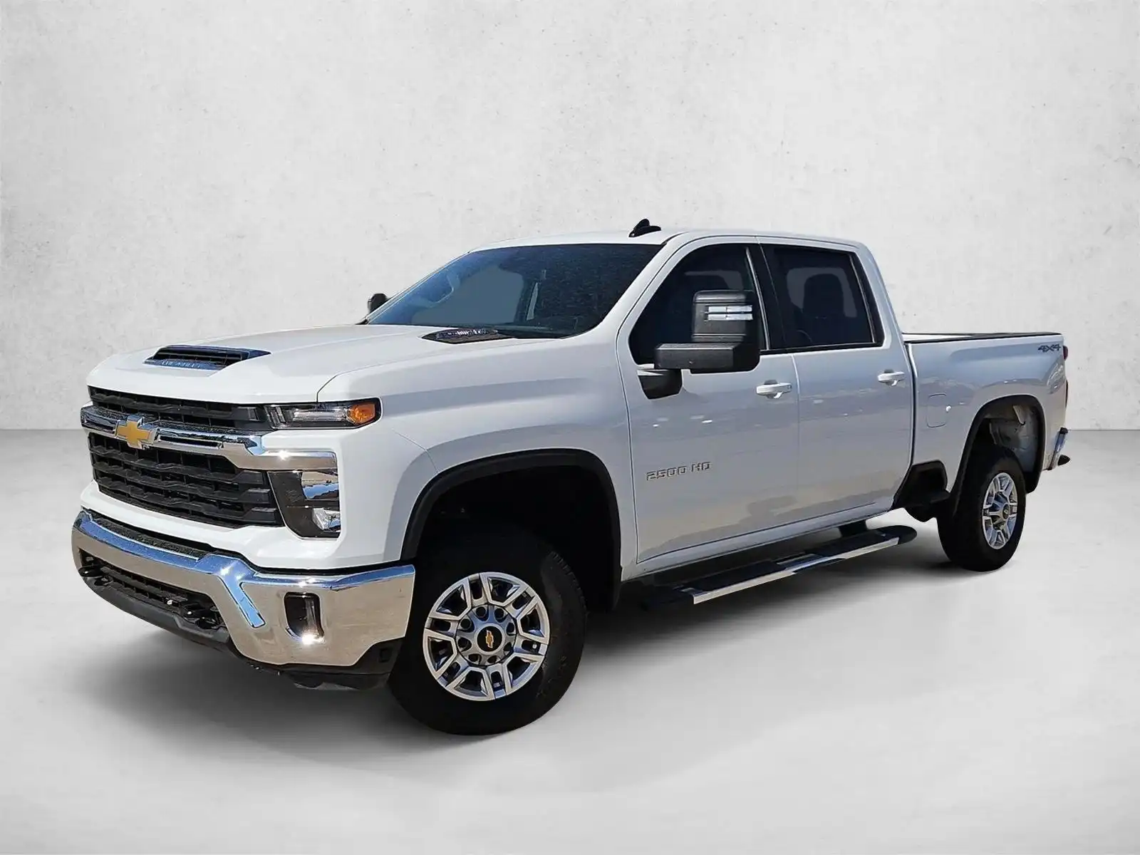 2025 Chevrolet Silverado HD LT 4WD Crew Cab Standard Box's photo