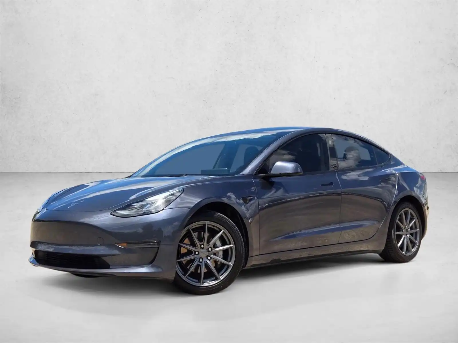 2023 Tesla Model 3 Base's photo