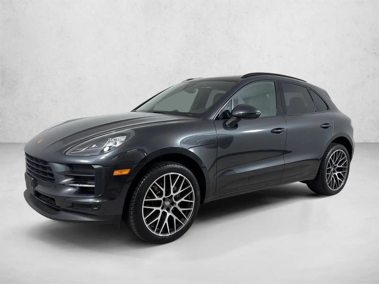 2020 Porsche Macan Base's photo