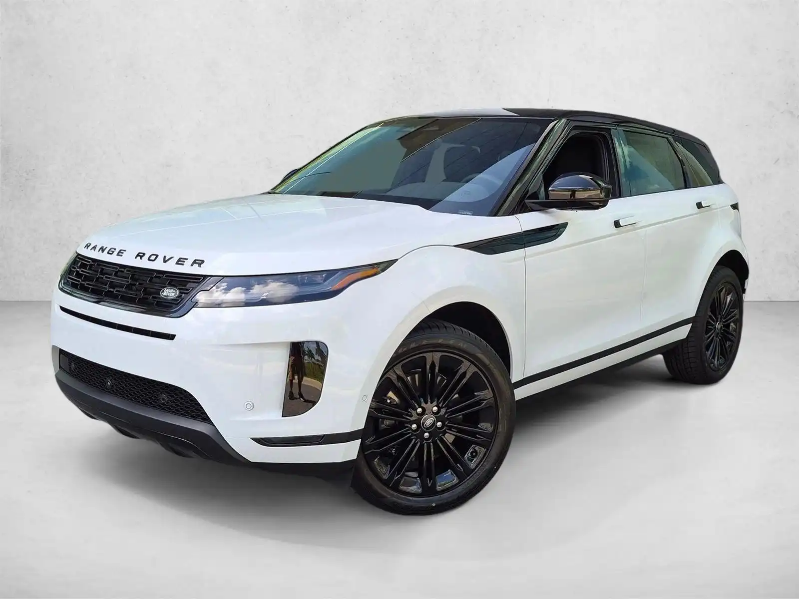 2026 Land Rover Range Rover Evoque S's photo