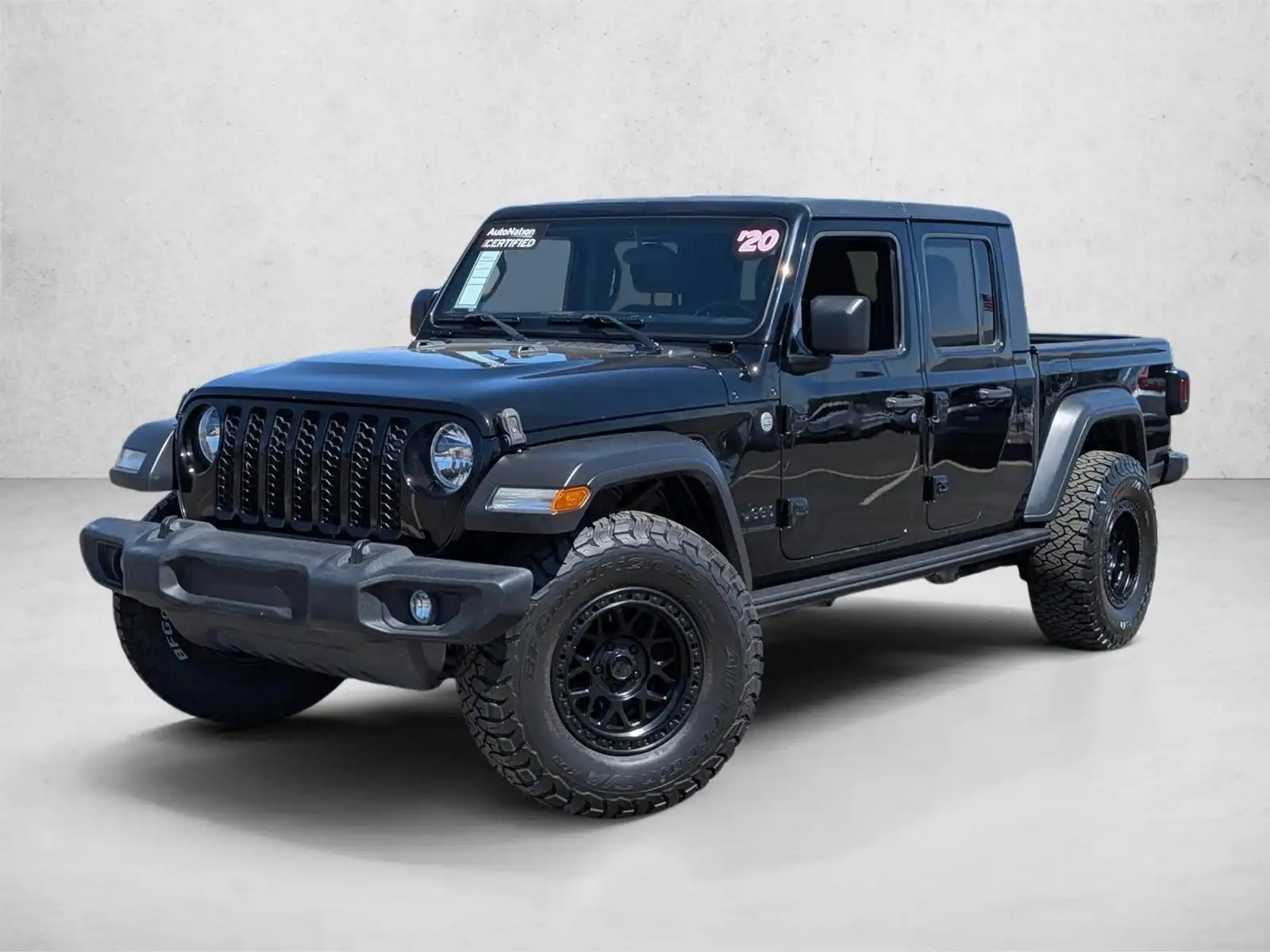 2020 Jeep Gladiator Sport S's photo