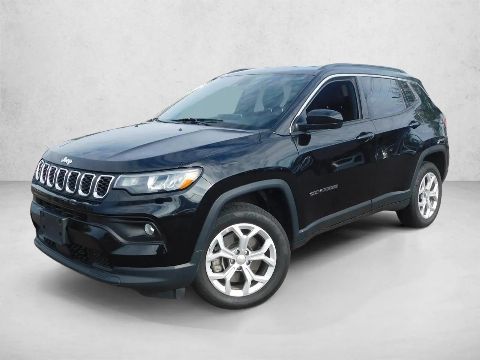 2024 Jeep Compass Latitude 4X4 photo 1