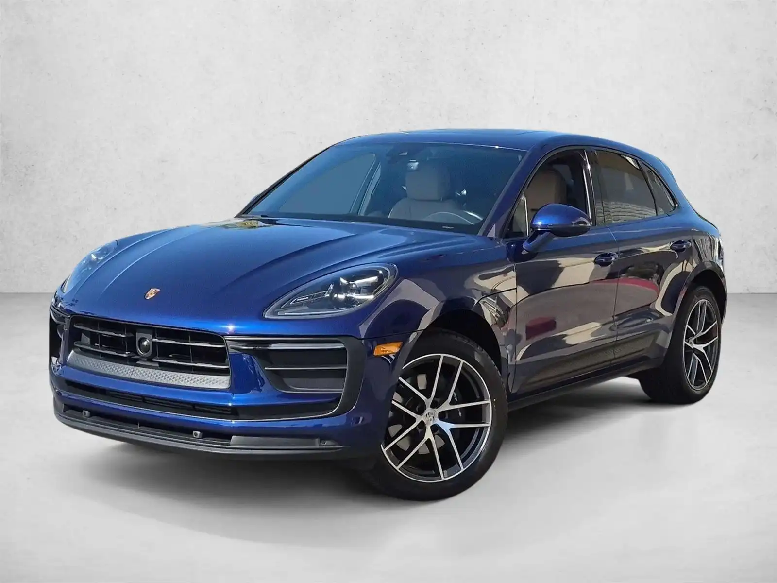 2024 Porsche Macan T's photo