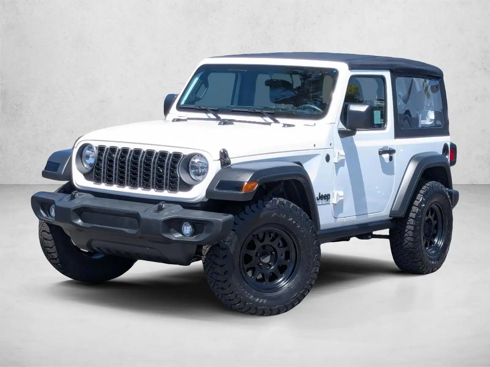 2025 Jeep Wrangler Sport's photo
