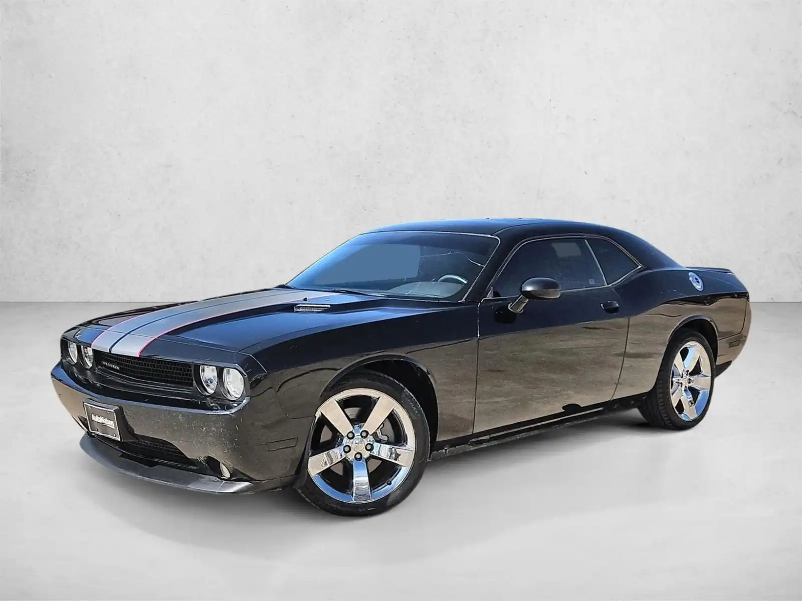 2011 Dodge Challenger SE's photo