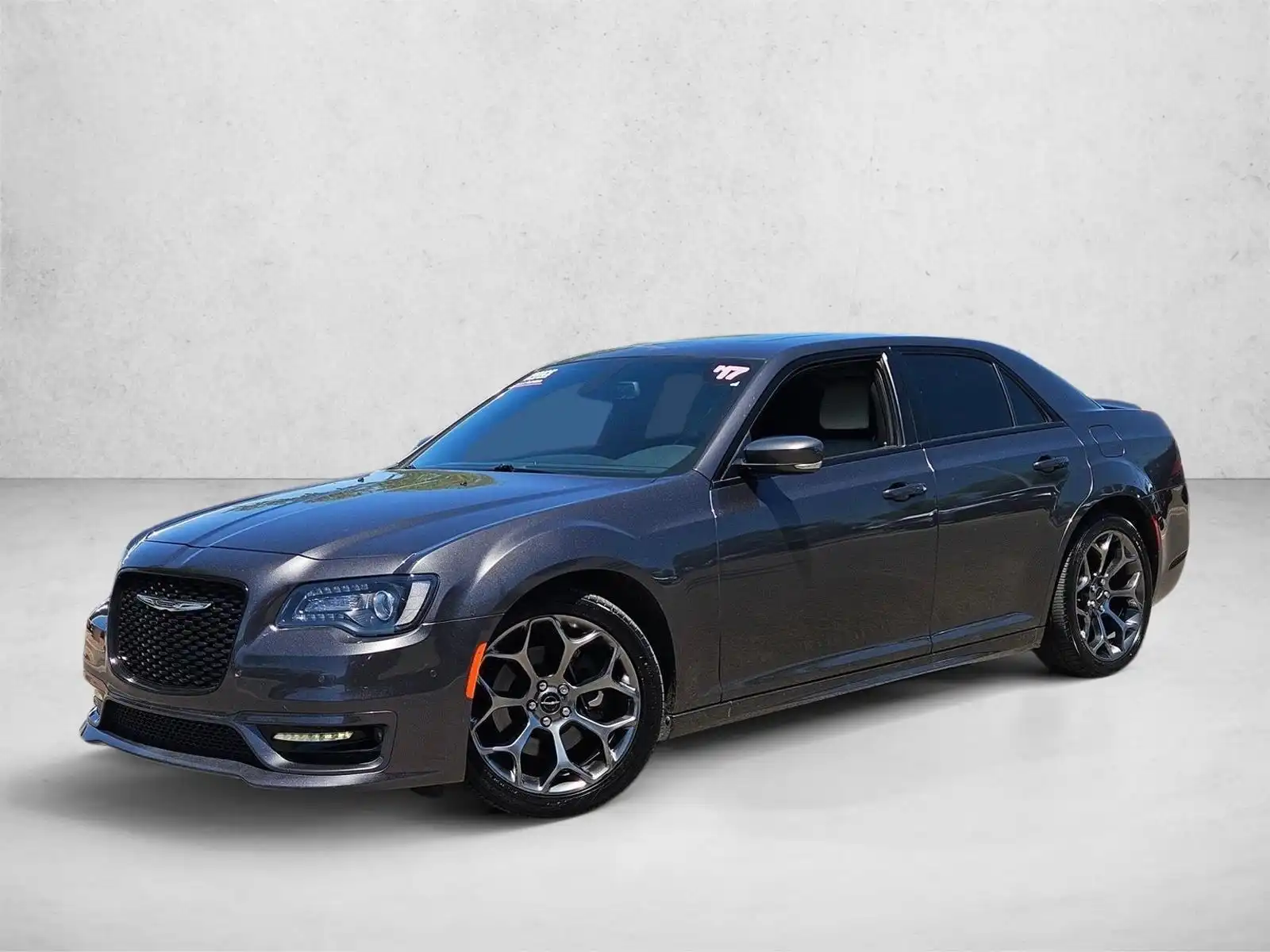 2017 Chrysler 300 S's photo