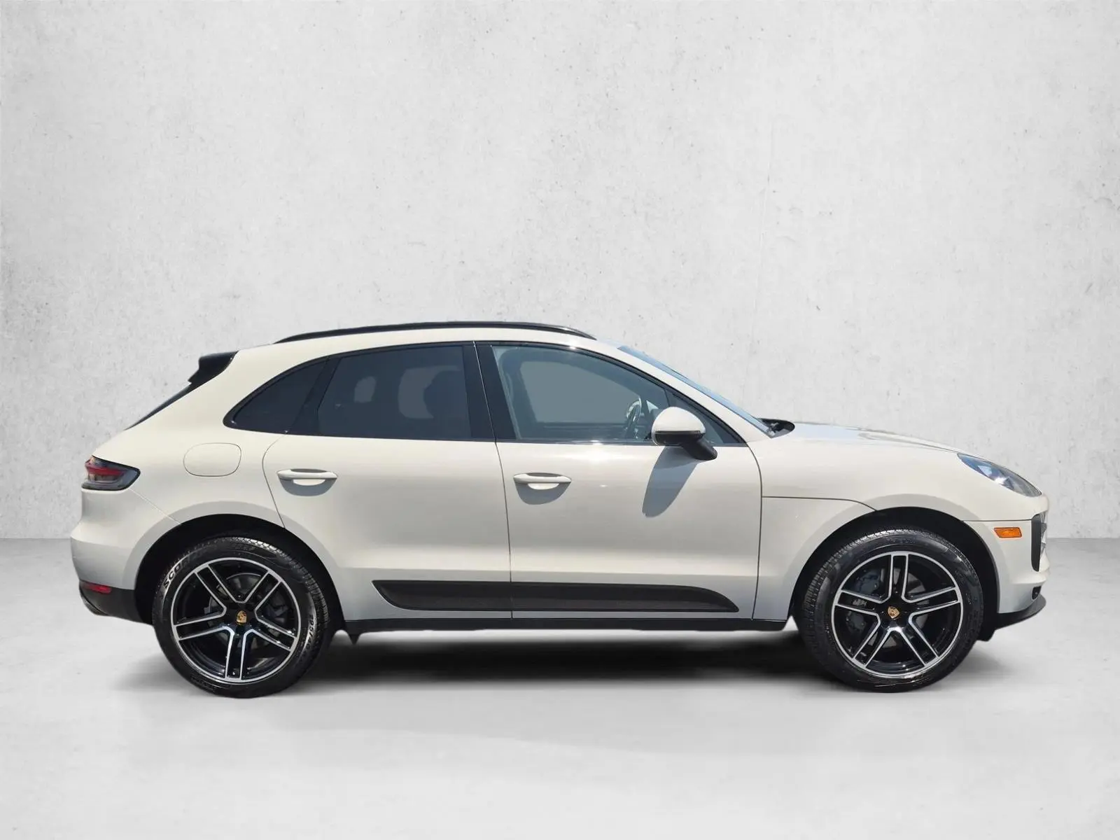 2021 Porsche Macan S photo 4