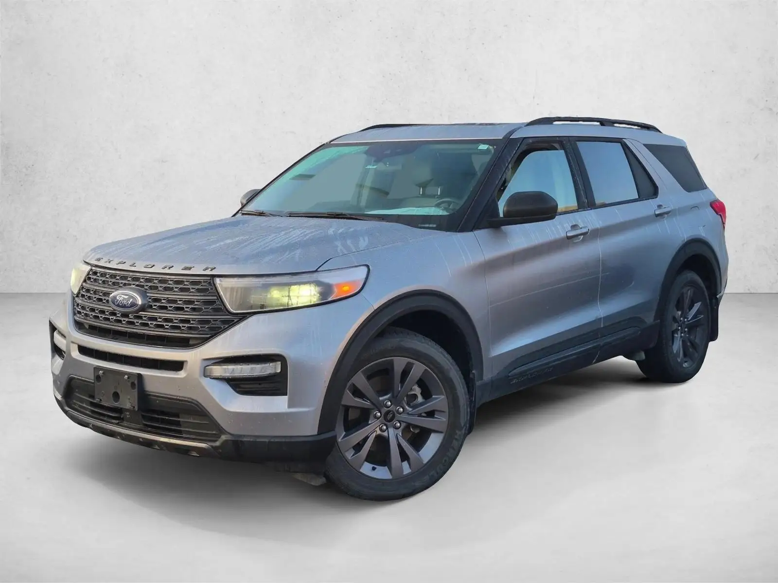 2021 Ford Explorer XLT 4WD photo 1