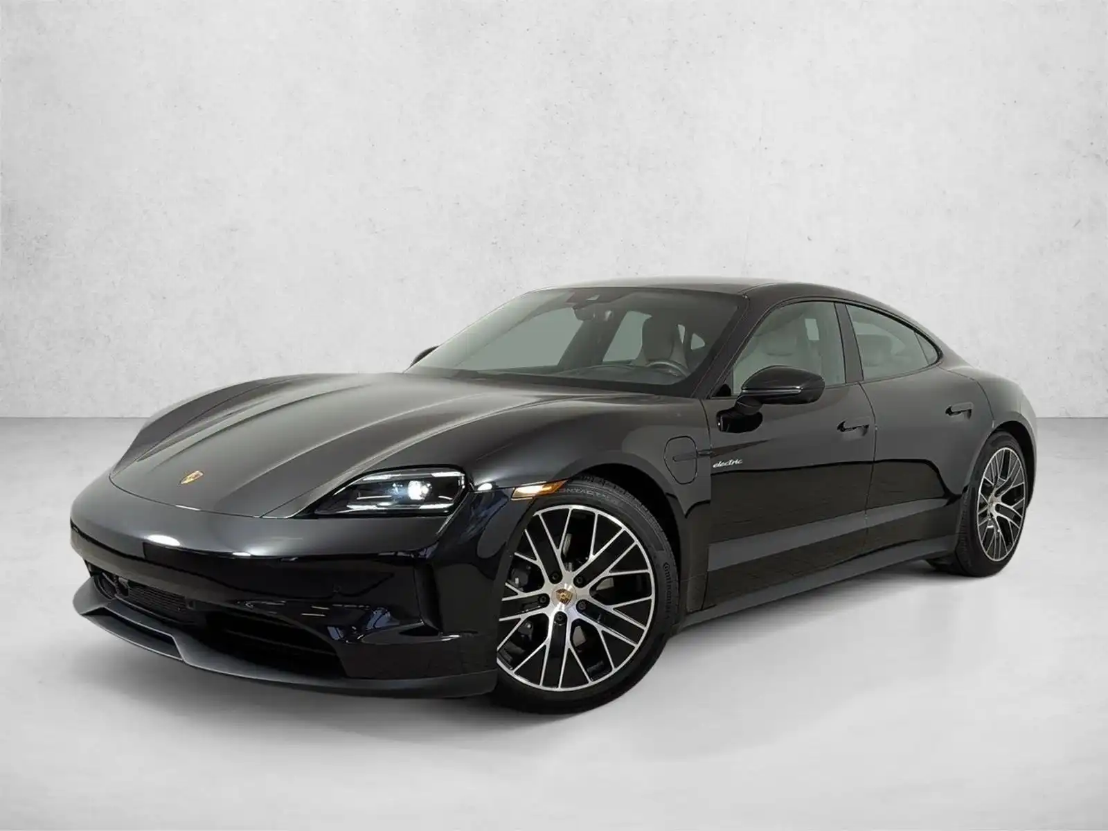 2025 Porsche Taycan Base's photo