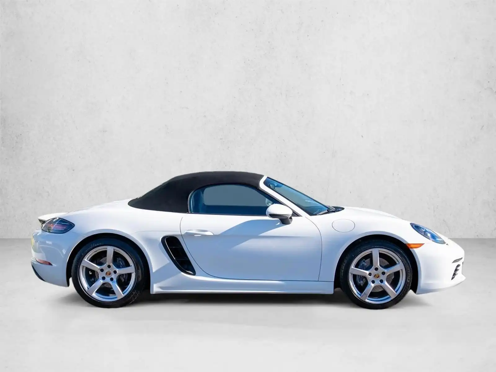 2019 Porsche 718 Boxster's photo