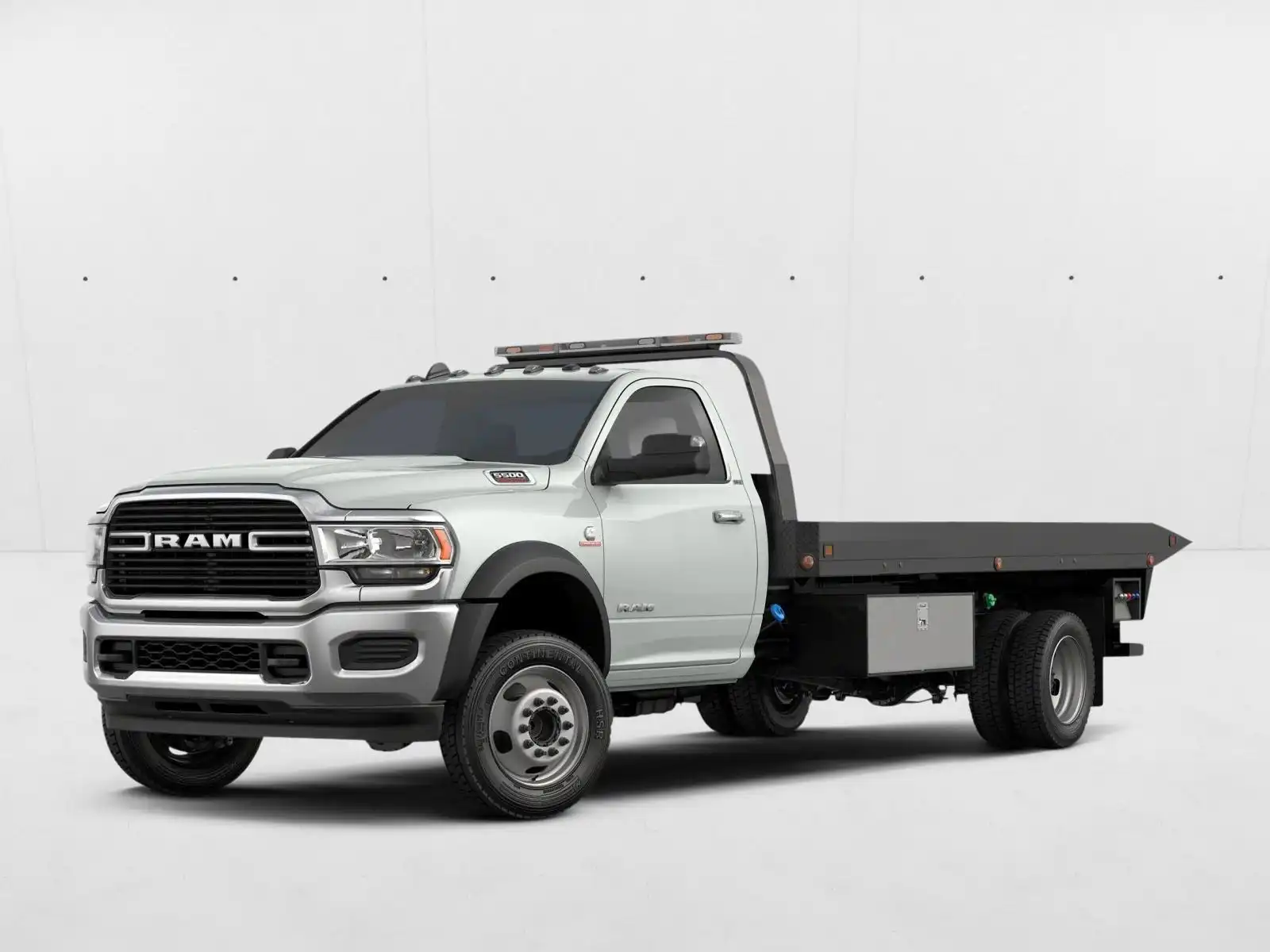 2021 RAM 5500 Tradesman 4X4 Reg Cab SWB DRW 145" WB's photo