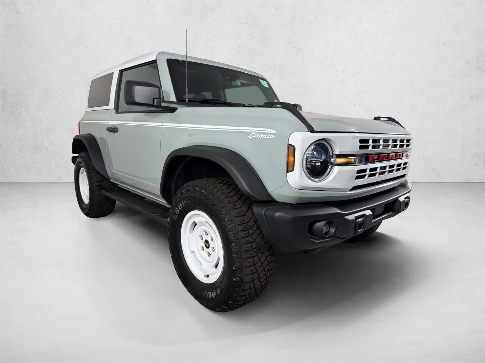 2024 Ford Bronco Heritage Edition's photo