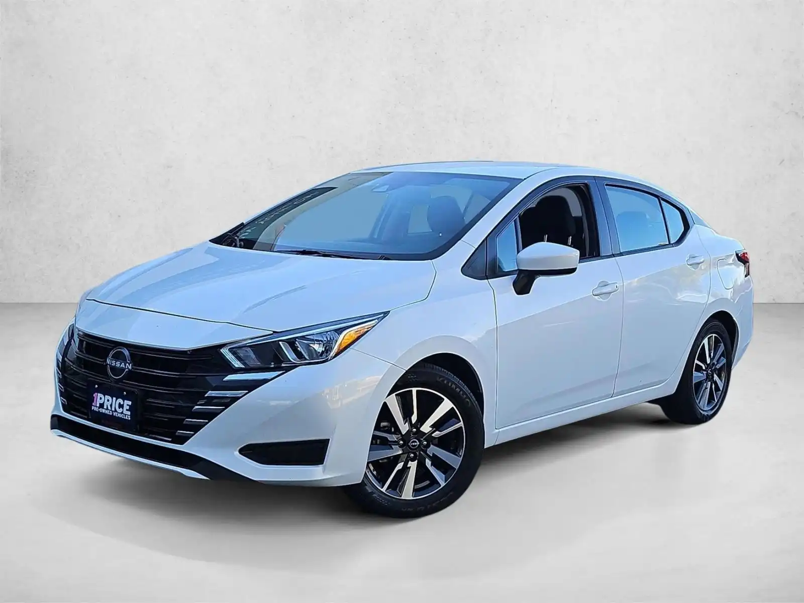 2024 Nissan Versa 1.6 SV CVT's photo