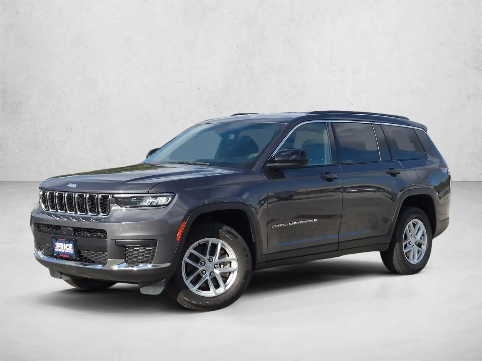 2024 Jeep Grand Cherokee L Laredo 4x4's photo