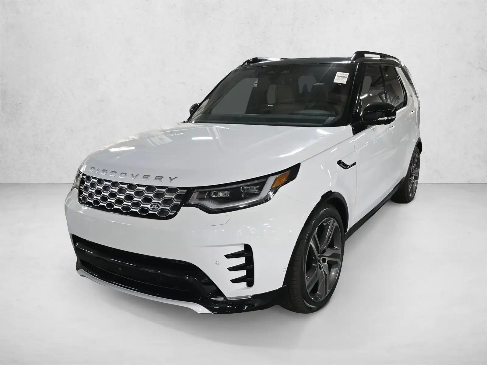 2026 Land Rover Discovery P360 Gemini Edition's photo