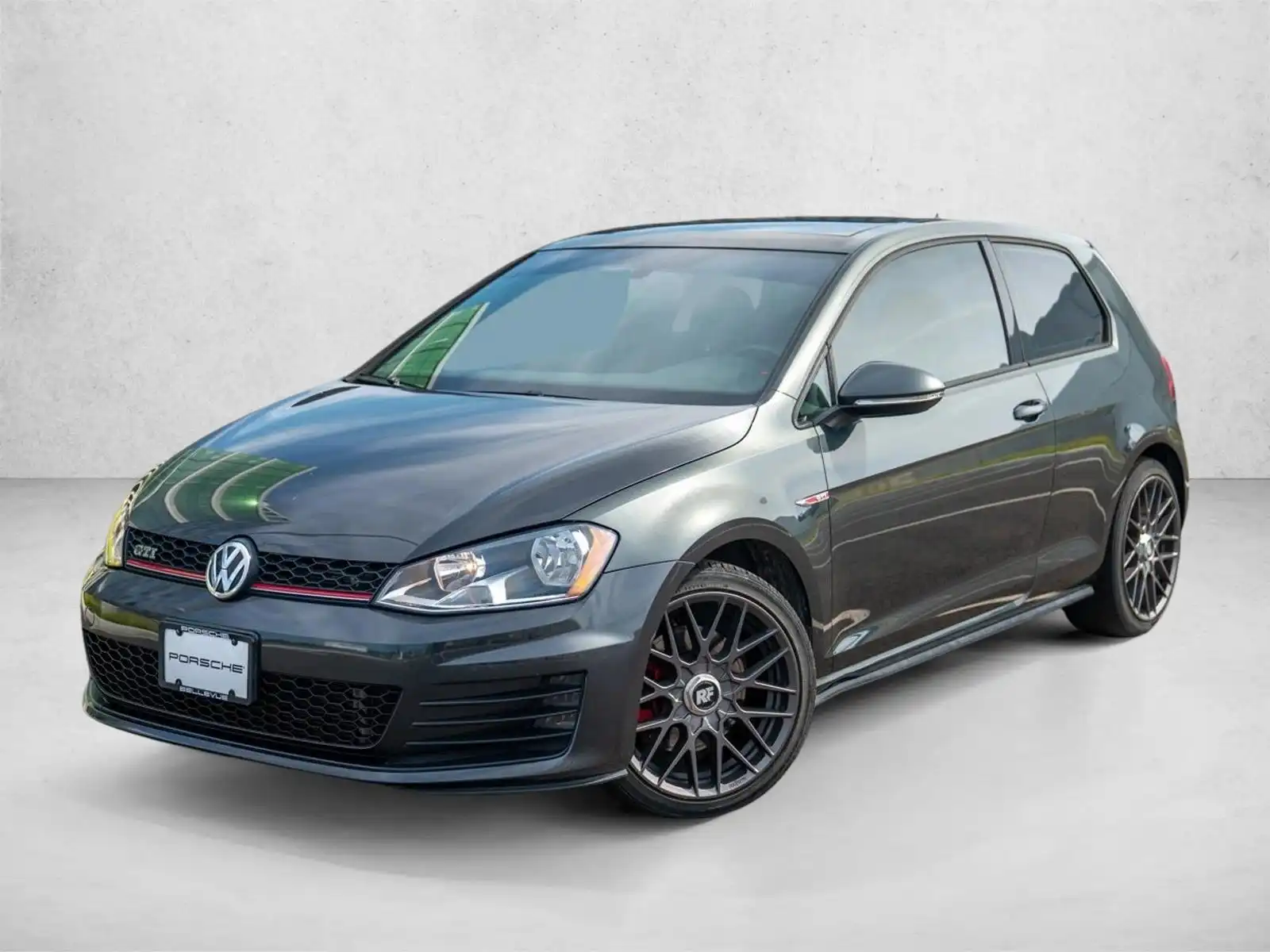 2015 Volkswagen Golf GTI 2.0T SE 2-door DSG PZEV's photo