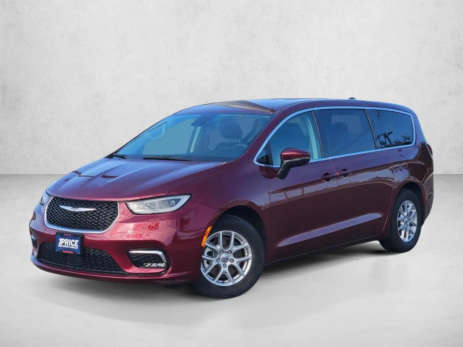 2023 Chrysler Pacifica Touring L's photo