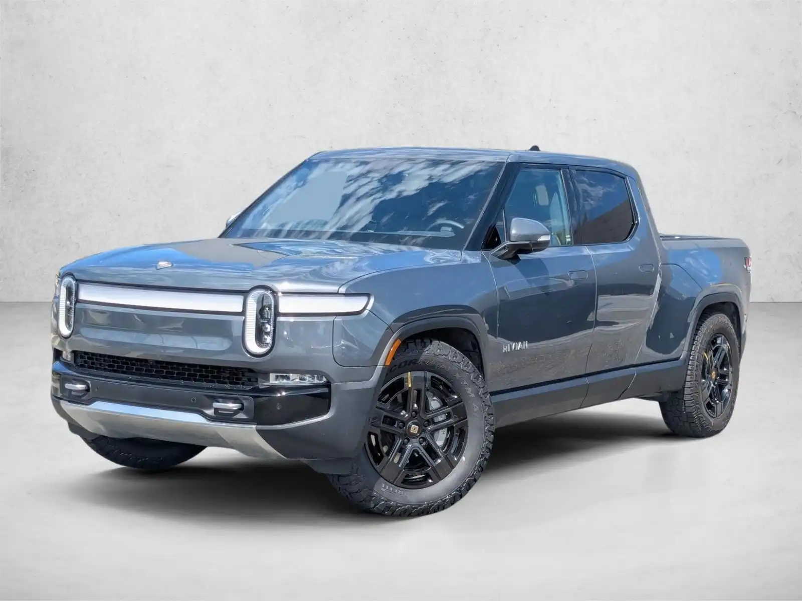 2023 Rivian R1T Adventure Dual-Motor Standard Pack's photo
