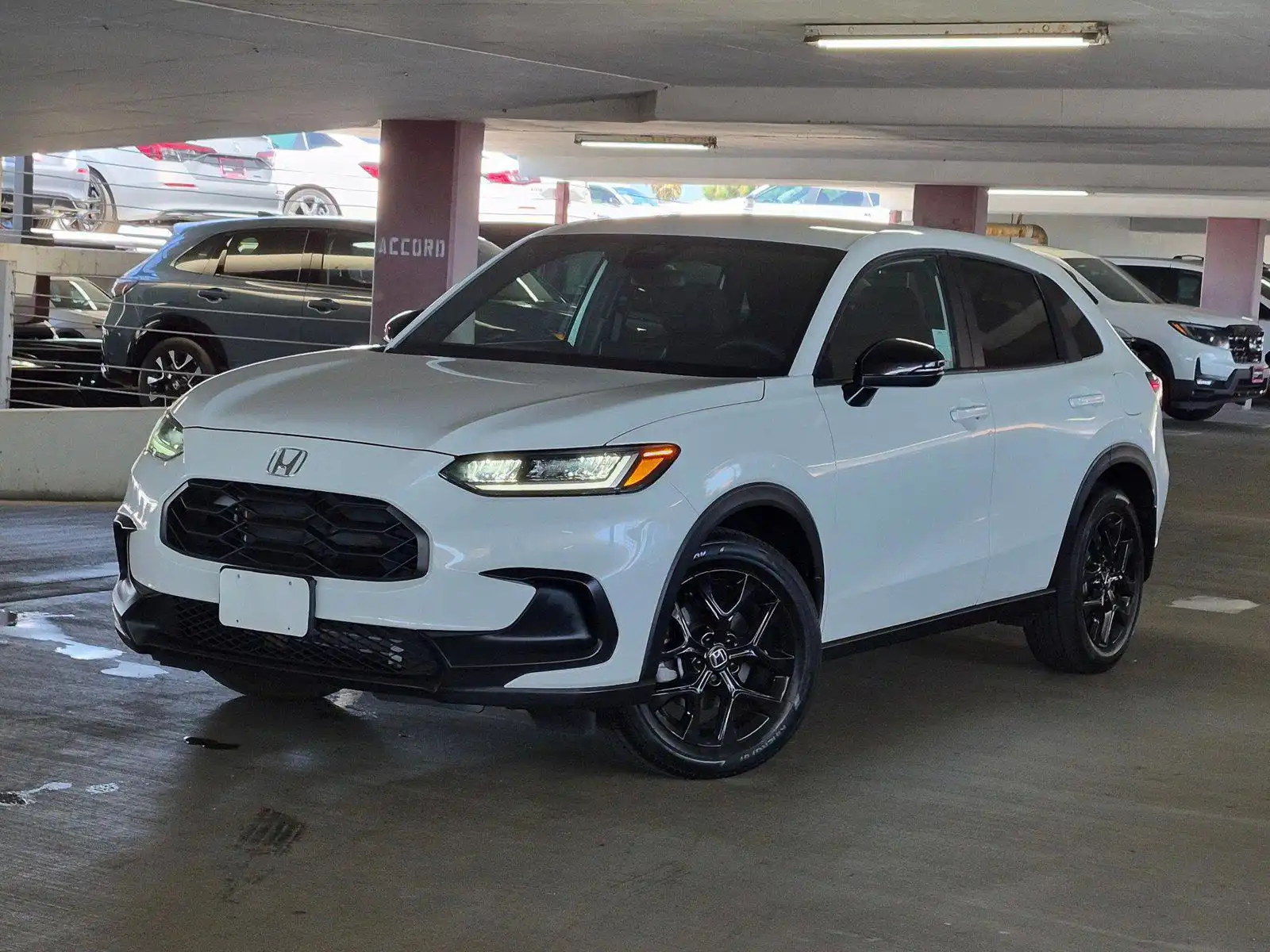 2024 Honda HR-V Sport w/o BSI 2WD's photo