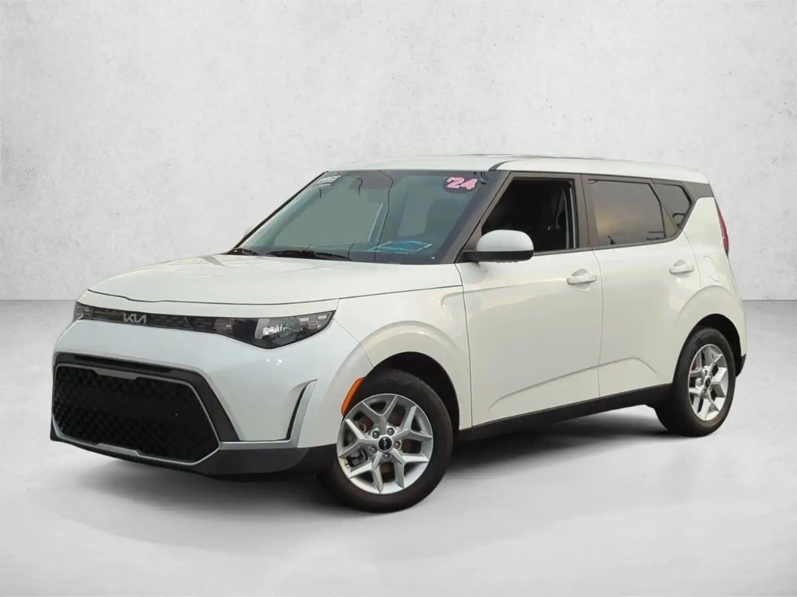 2024 Kia Soul 2.0L LX IVT's photo