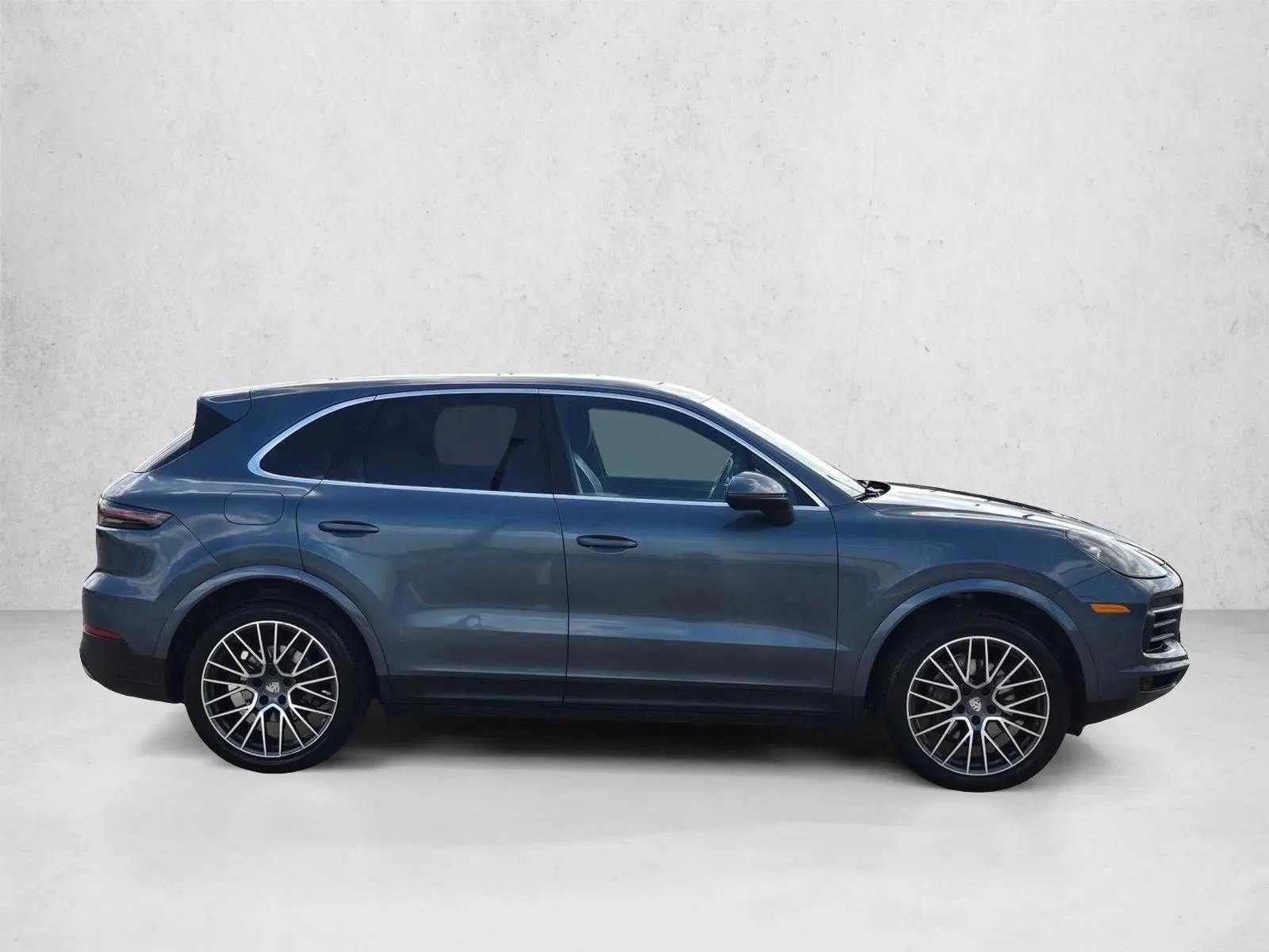 2019 Porsche Cayenne Base photo 4
