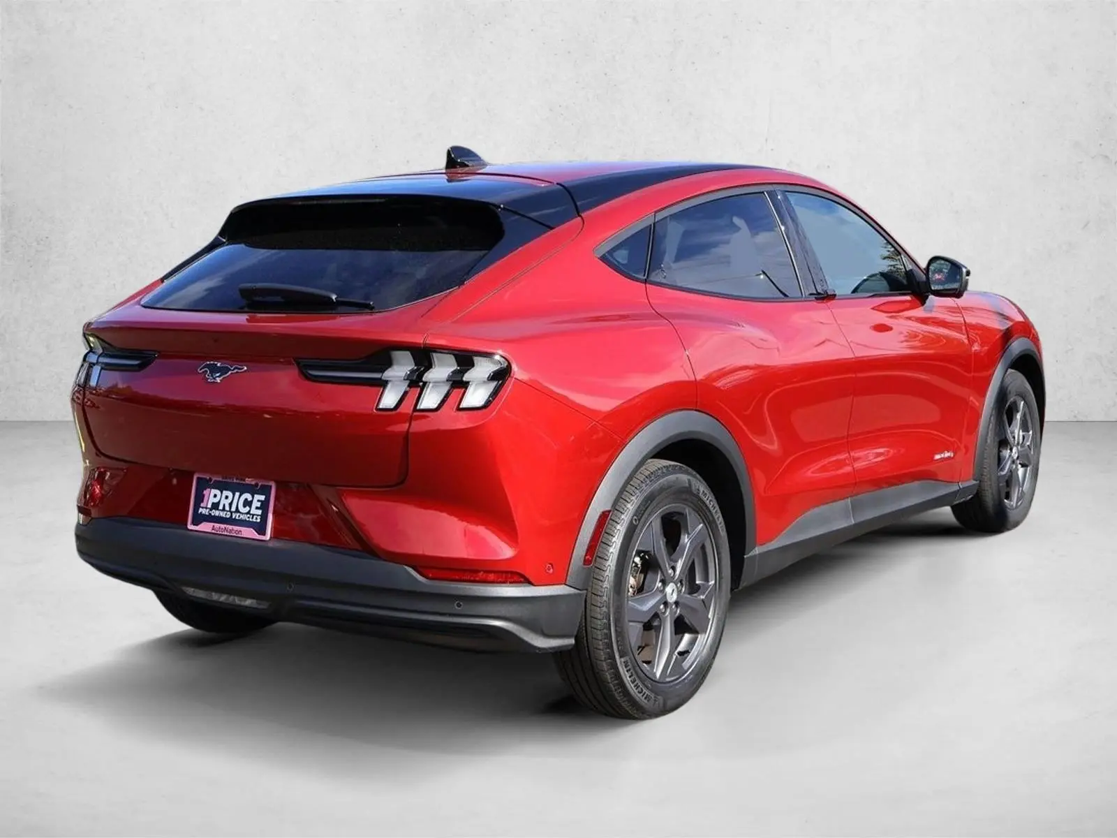 2023 Ford Mustang-Mach-e Select photo 5