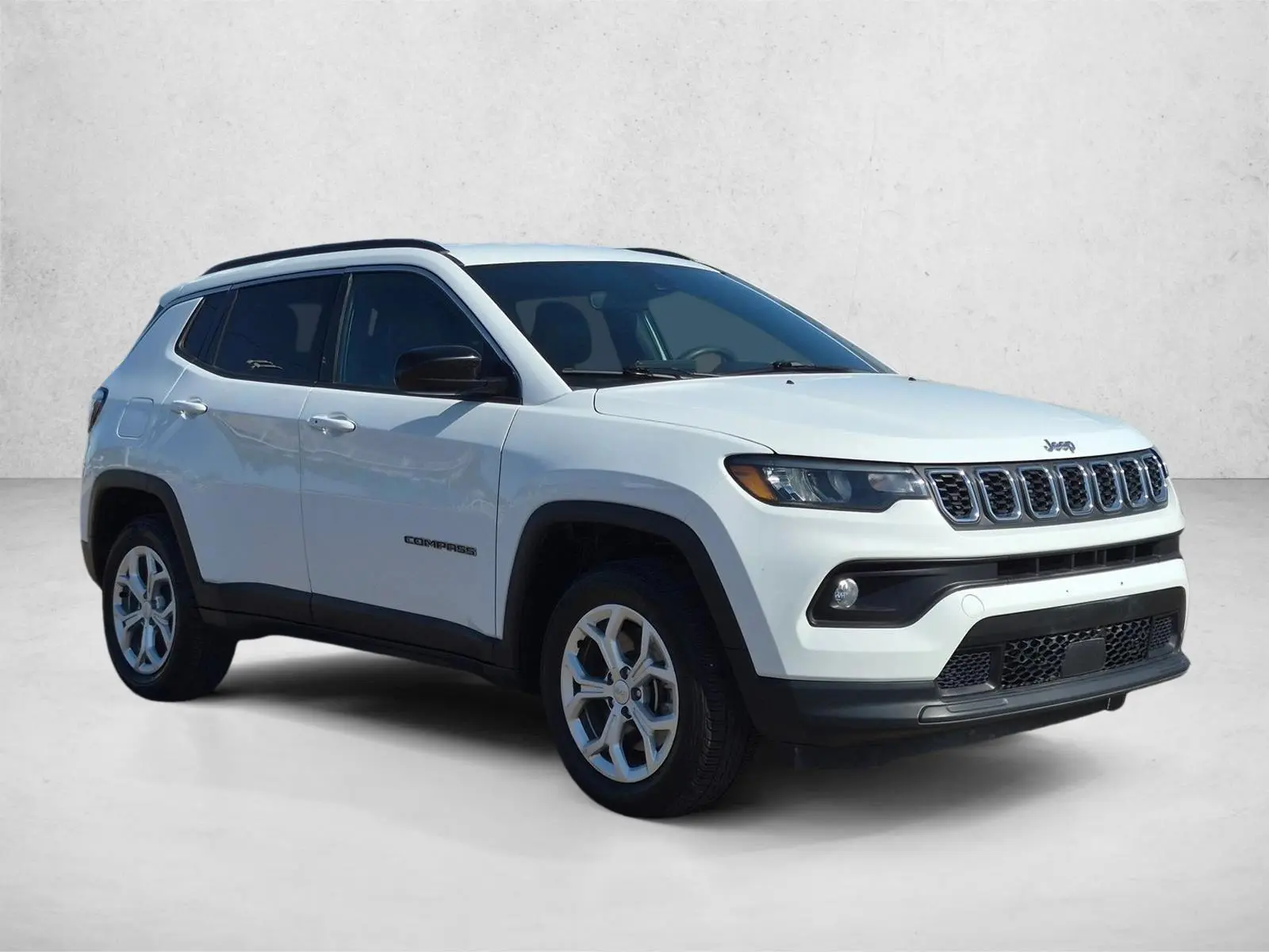 2024 Jeep Compass Latitude 4X4 photo 3