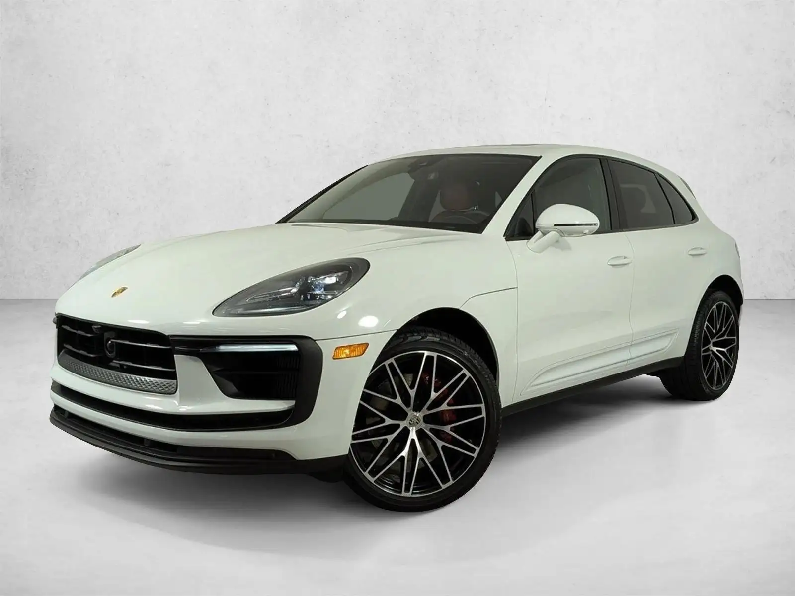 2025 Porsche Macan S's photo